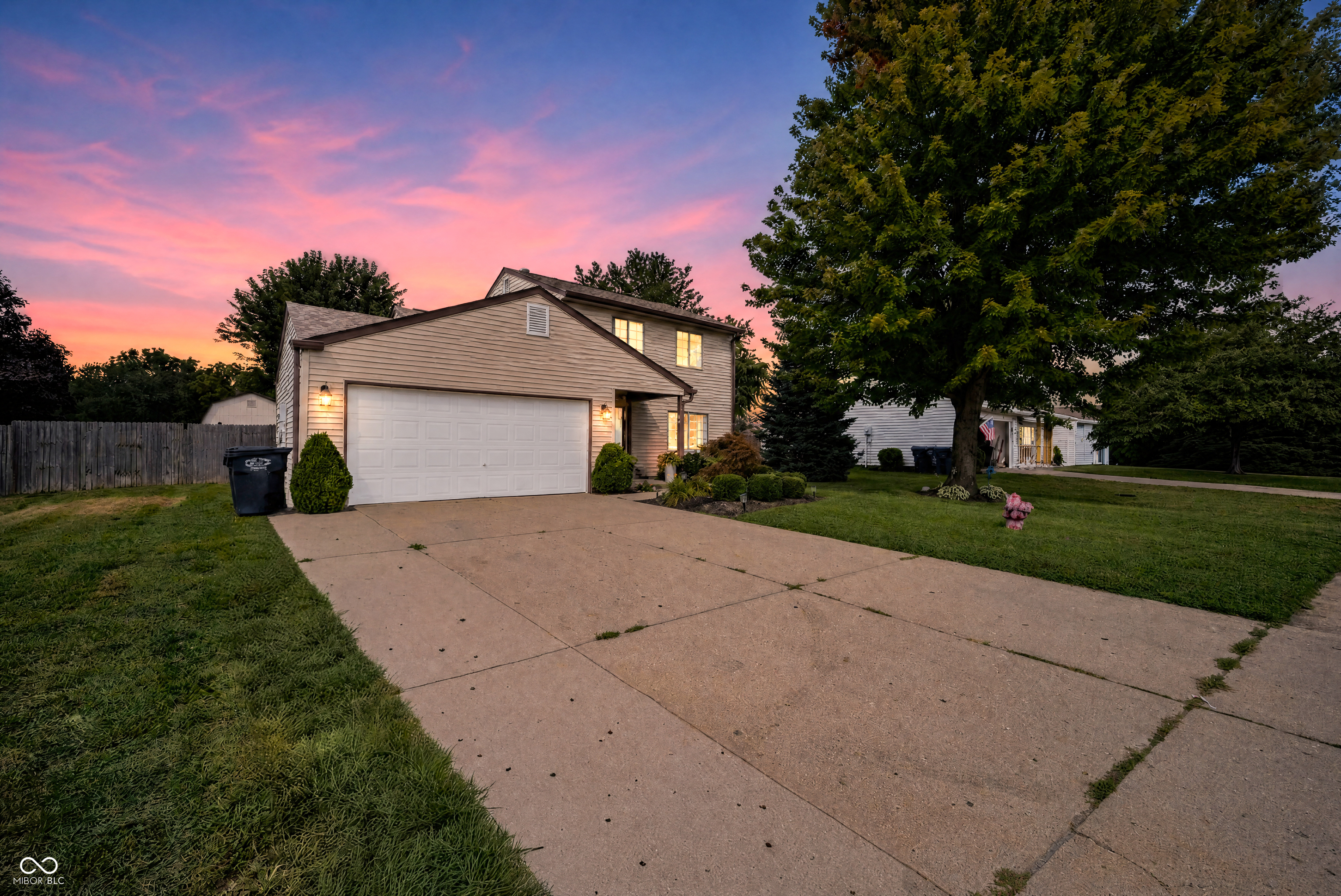1104 Fox Trace Drive Property Photo 1