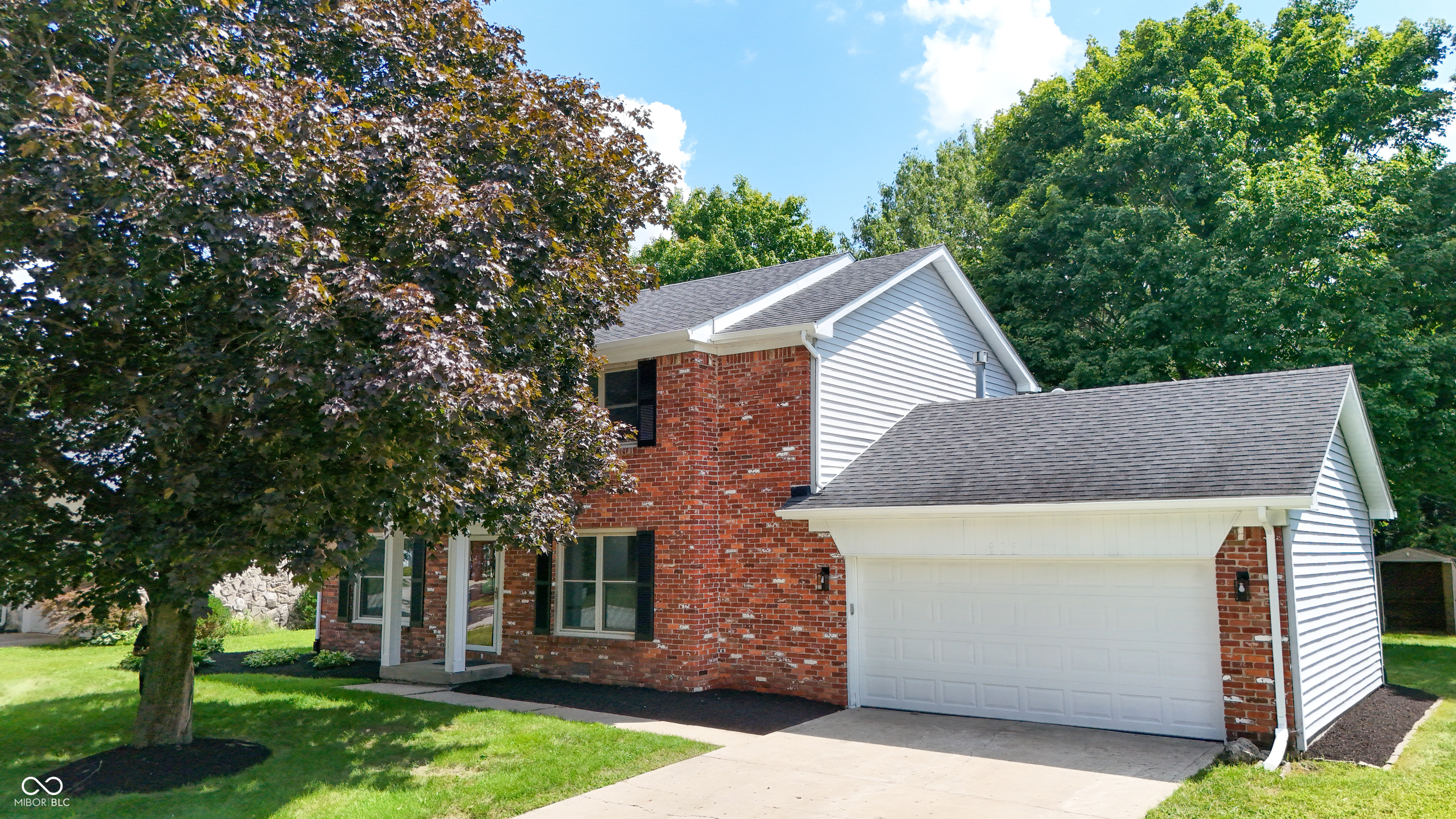 605 White Pine Drive Property Photo 1