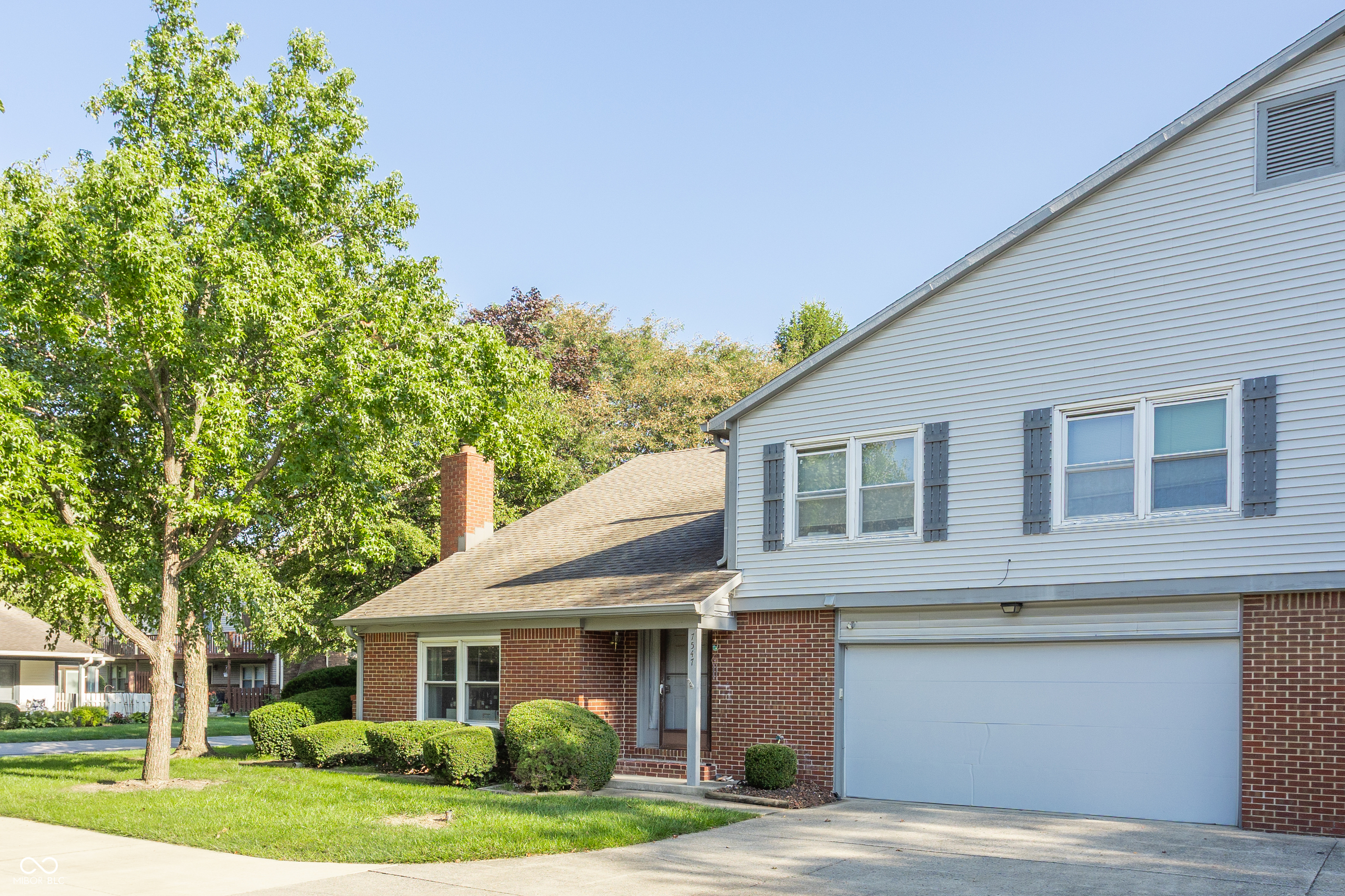 7547 Farm View Circle Property Photo 1