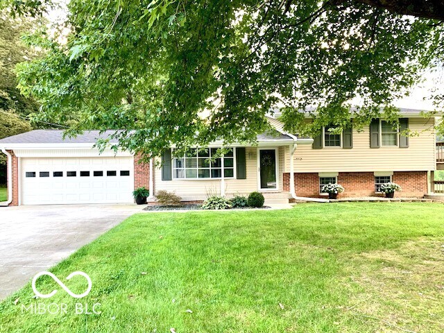 10701 S 400 Property Photo 1