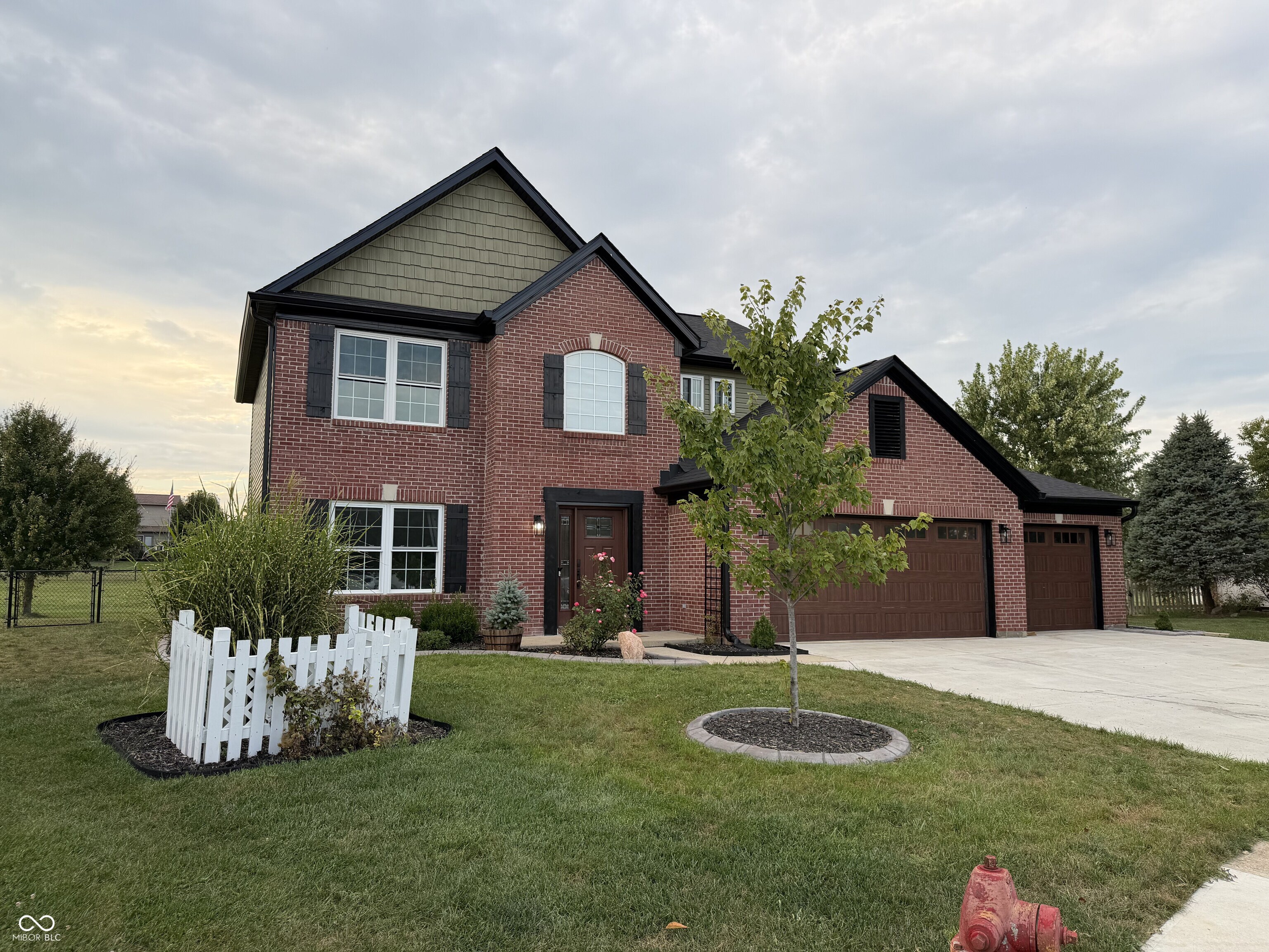 5026 Clay Creek Lane Property Photo 1