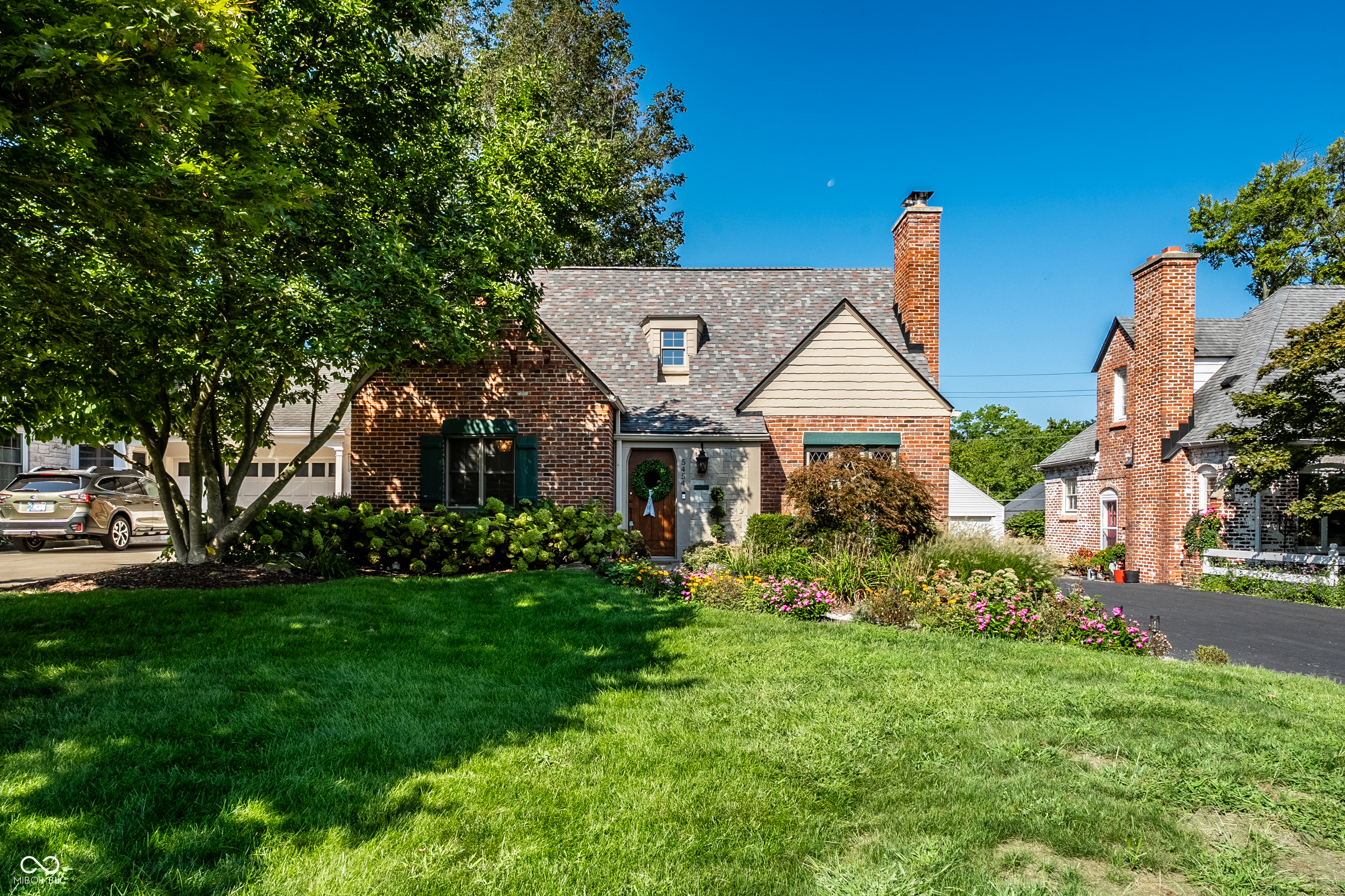 5454 N Illinois Street Property Photo 1