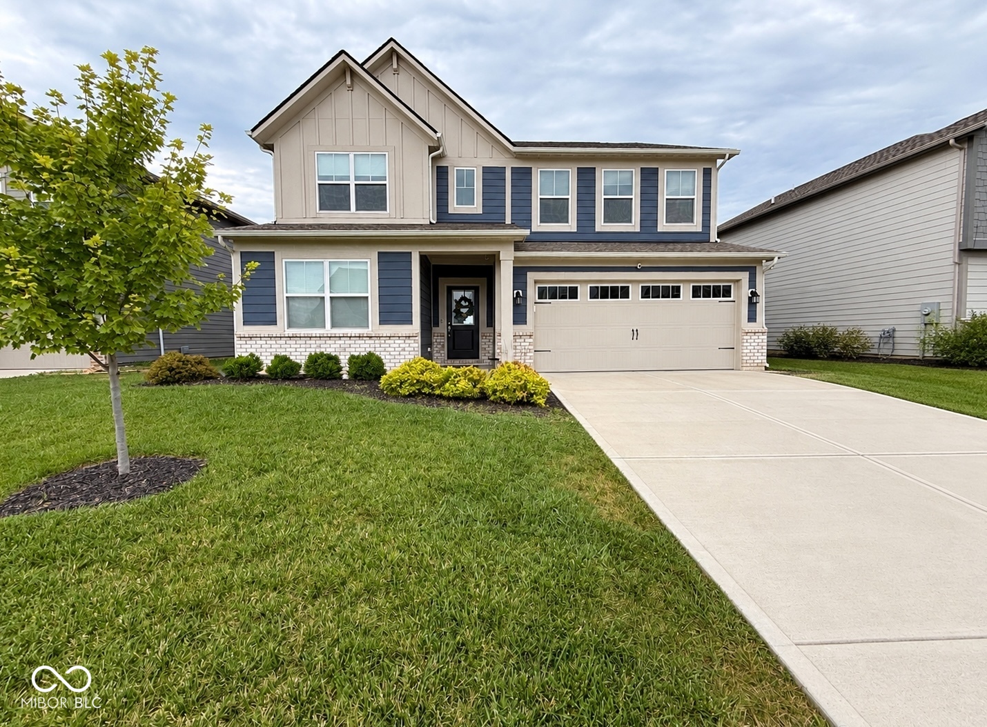 8648 Laurelton Place Property Photo 1