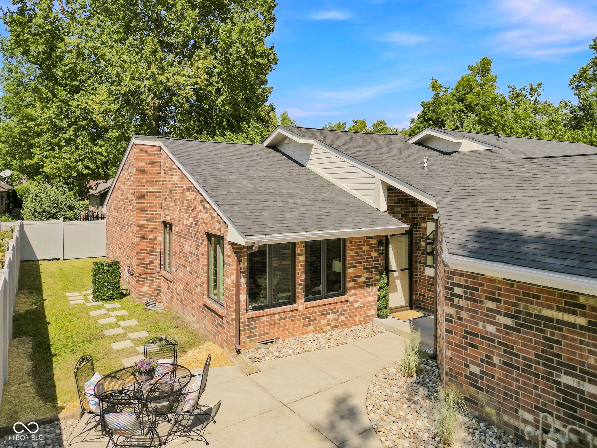 4248 Mockernut Court Property Photo 1