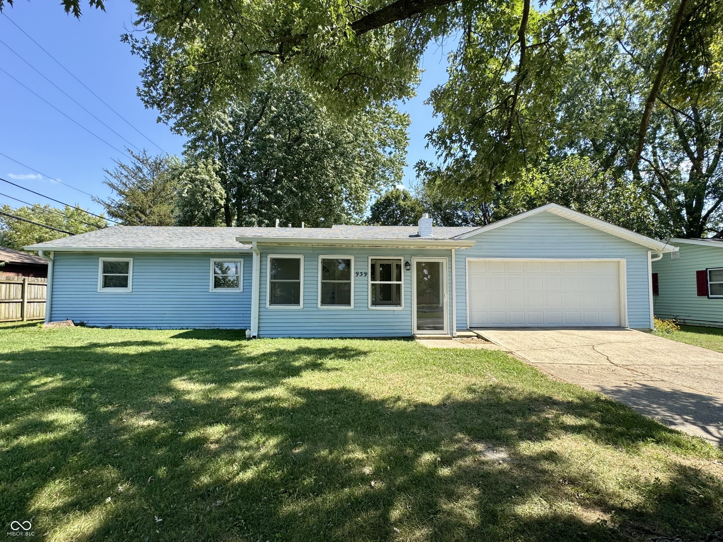939 Sawmill Road Property Photo 1
