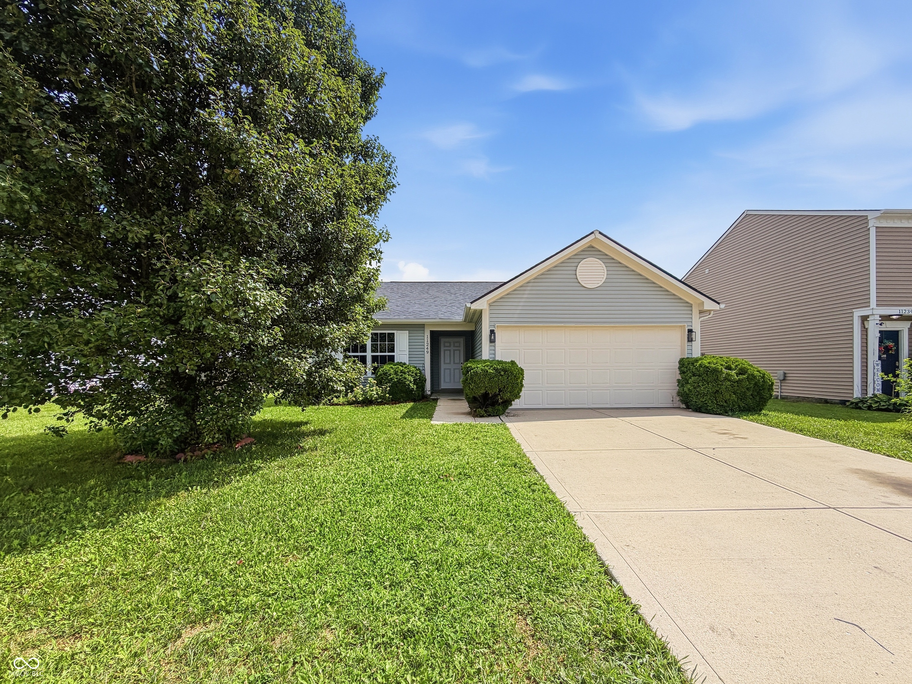 11249 N Sashing Way Property Photo 1