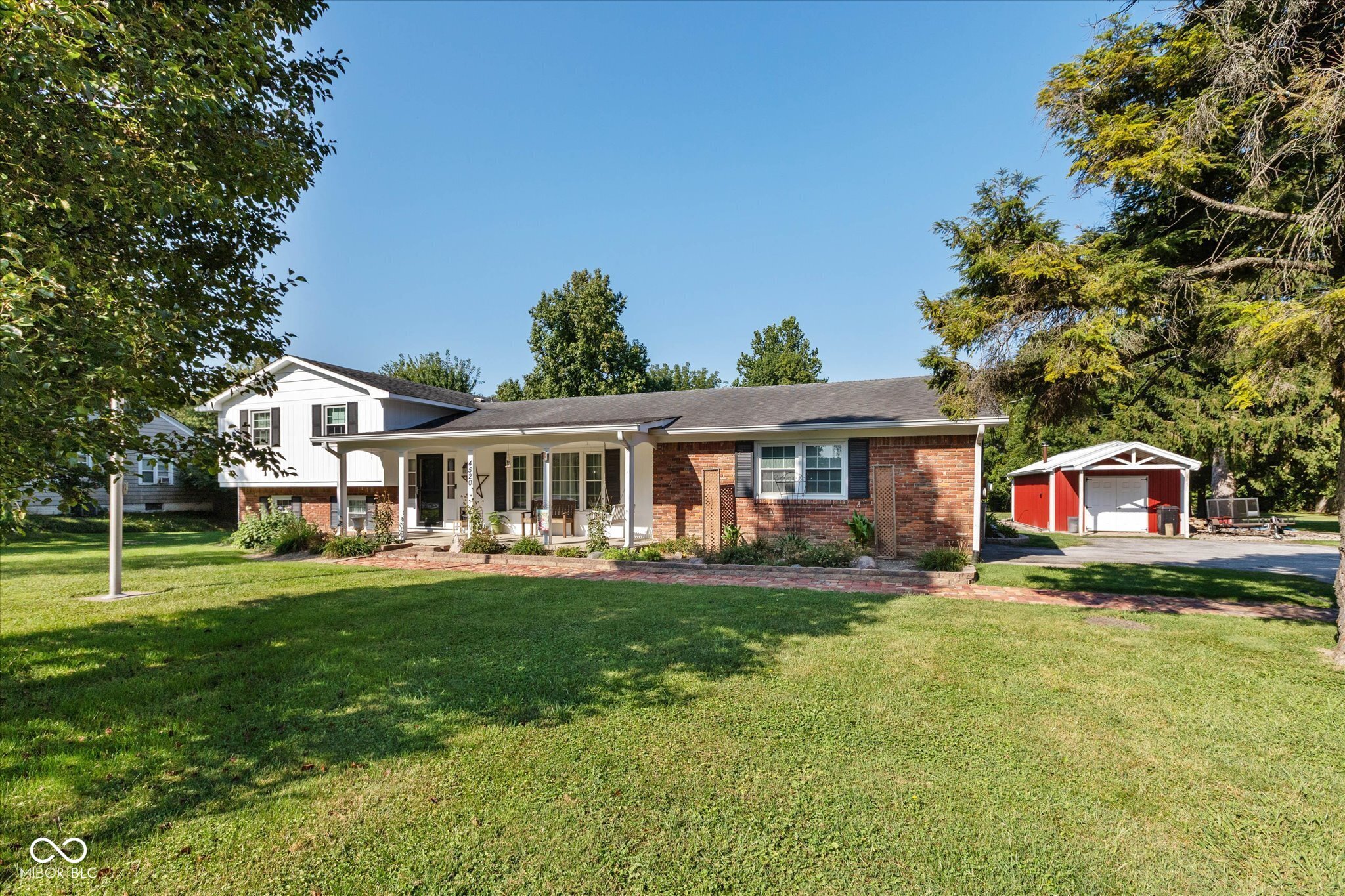 4520 S High School Road Property Photo 1