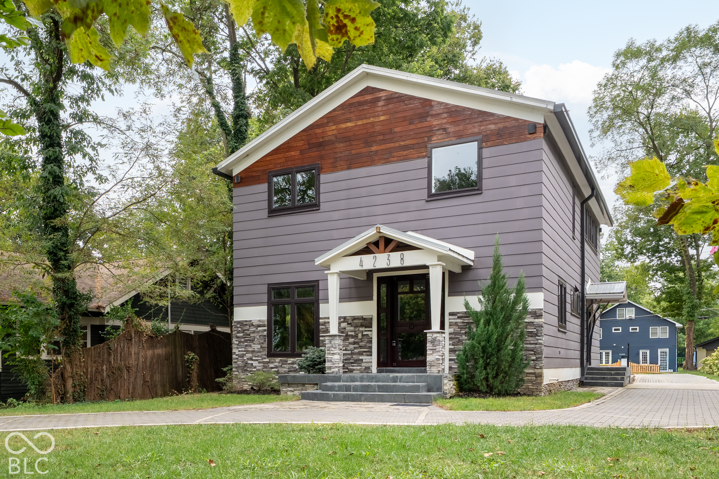 4238 N College Avenue Property Photo 1