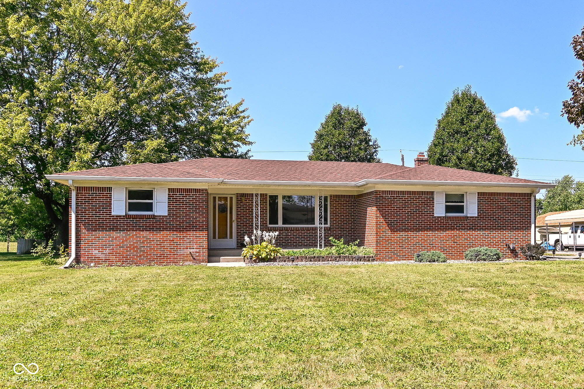 2310 S Sheridan Avenue Property Photo 1
