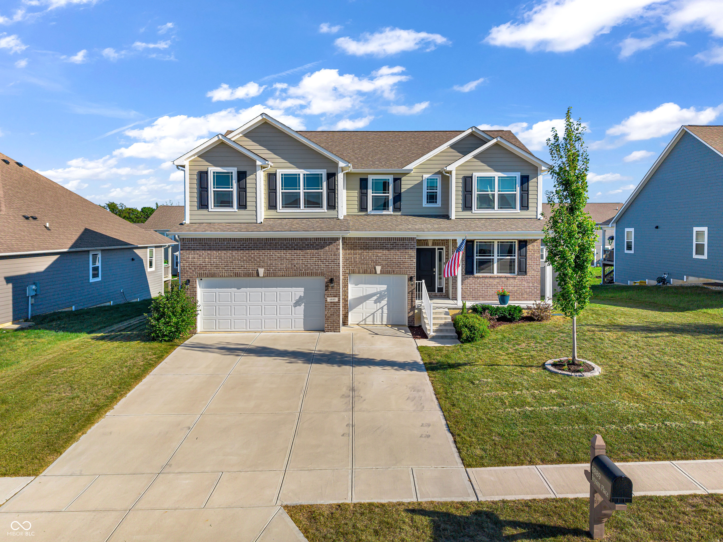 6889 Bryant Place Property Photo 1