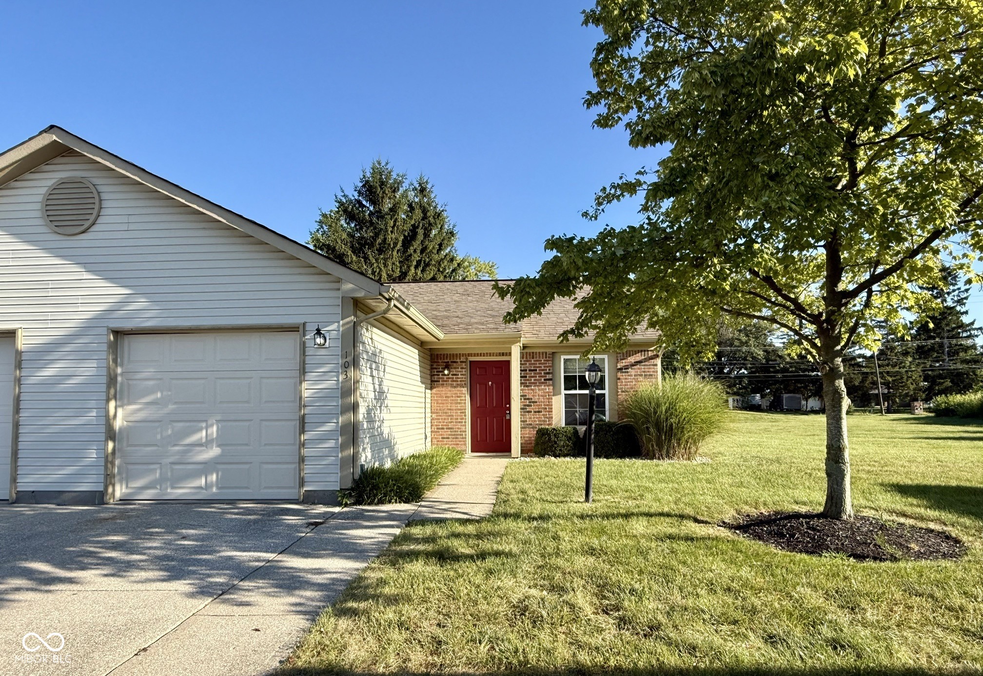 103 Woodberry Drive Property Photo 1