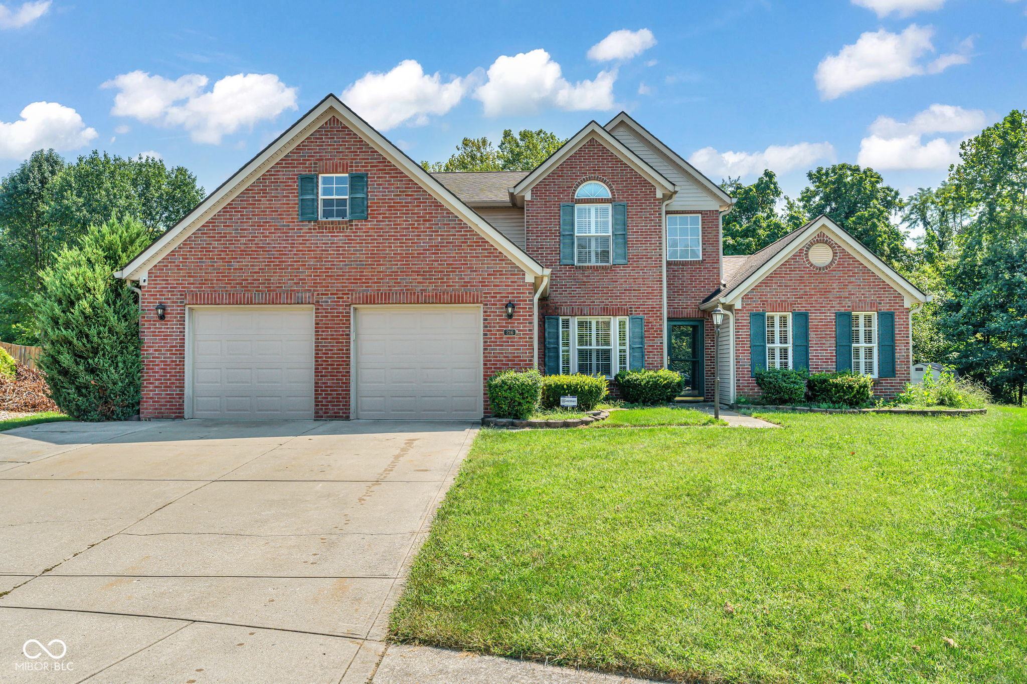 216 Creekview Circle Property Photo 1