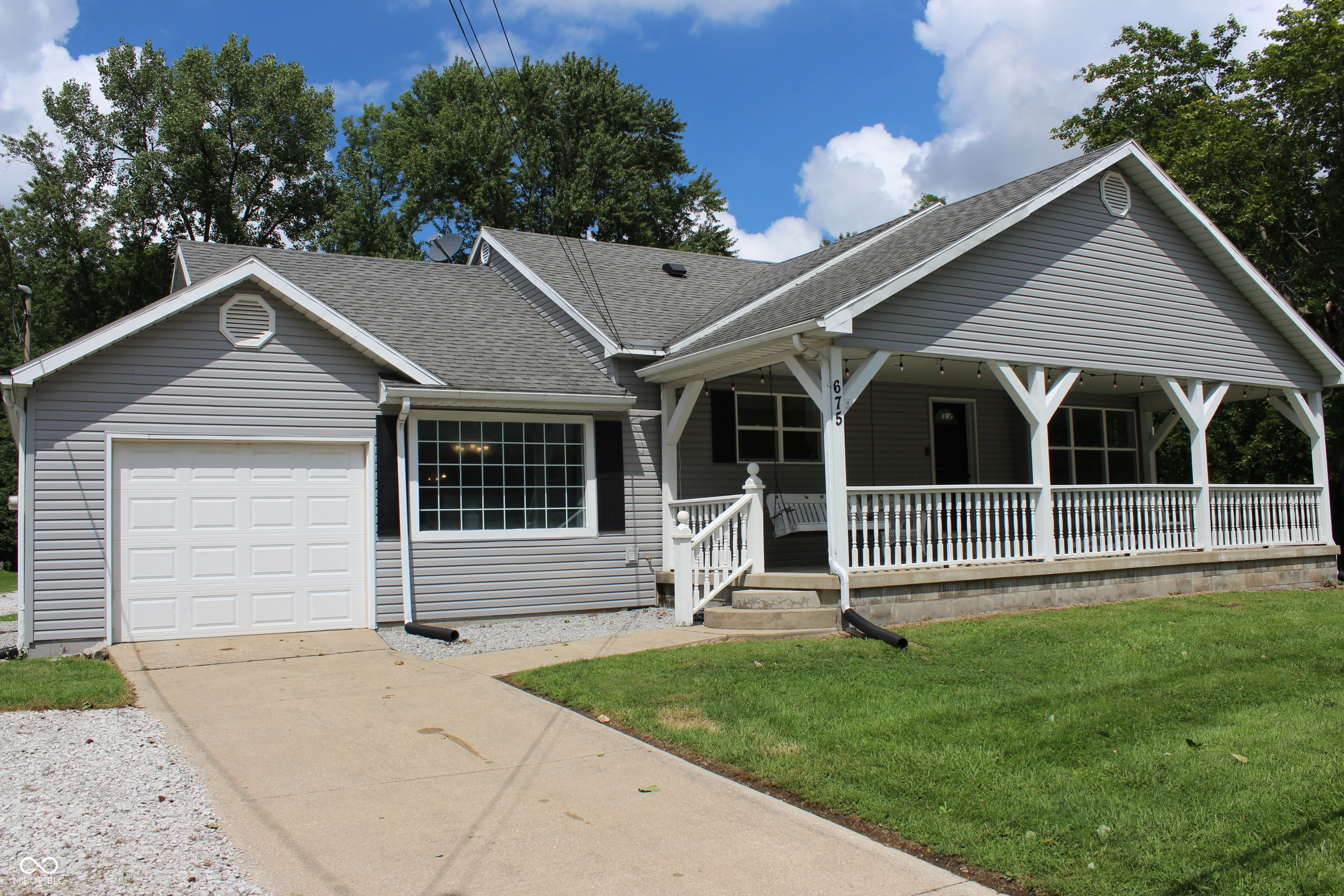675 E U.s. Highway 40 Property Photo 1