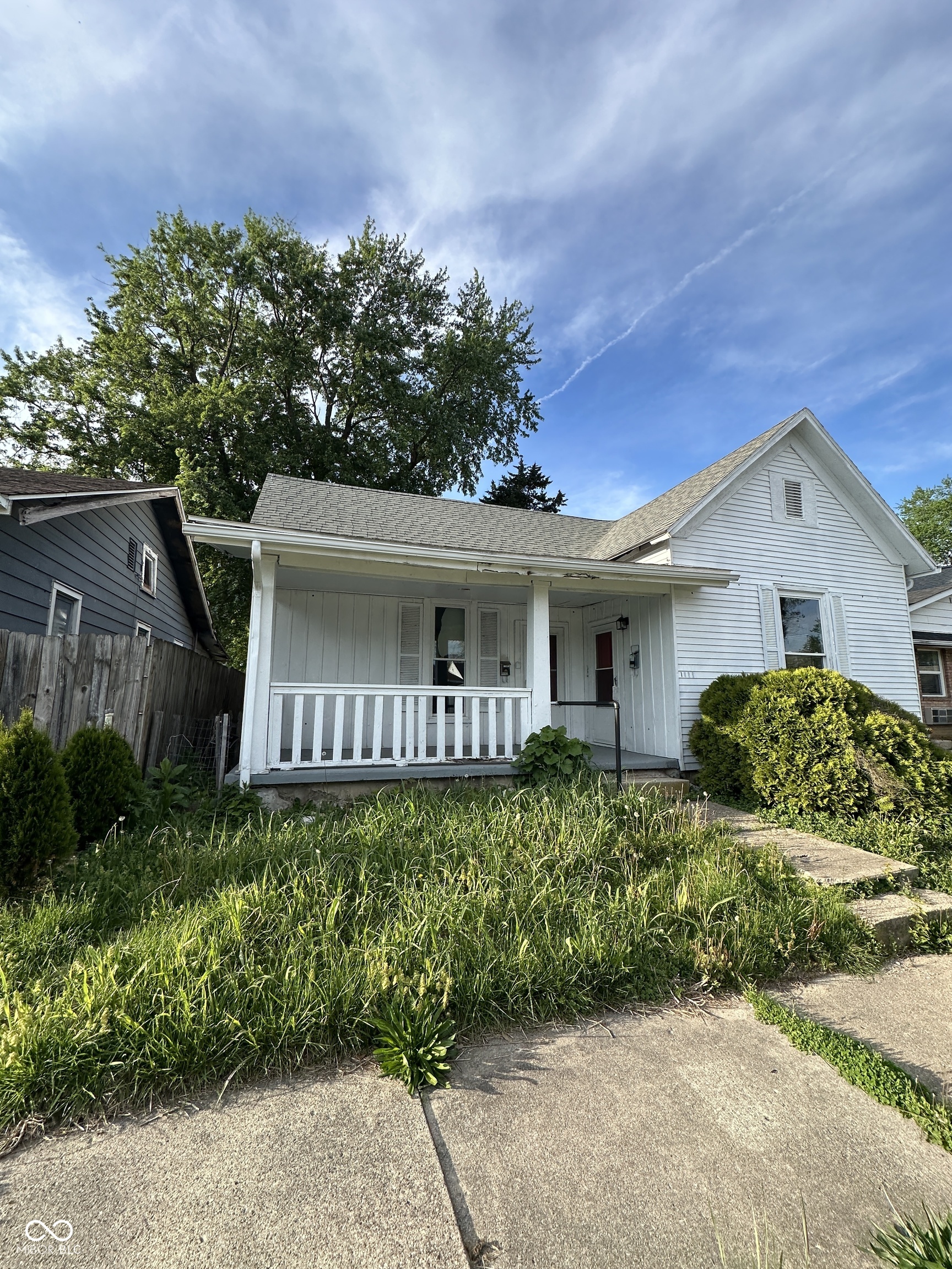 1818-1820 W 7th Street Property Photo 1