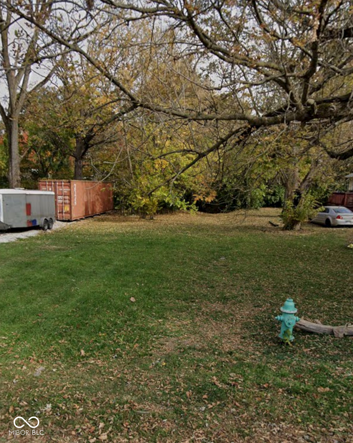 3051 S Lyons Avenue Property Photo 1
