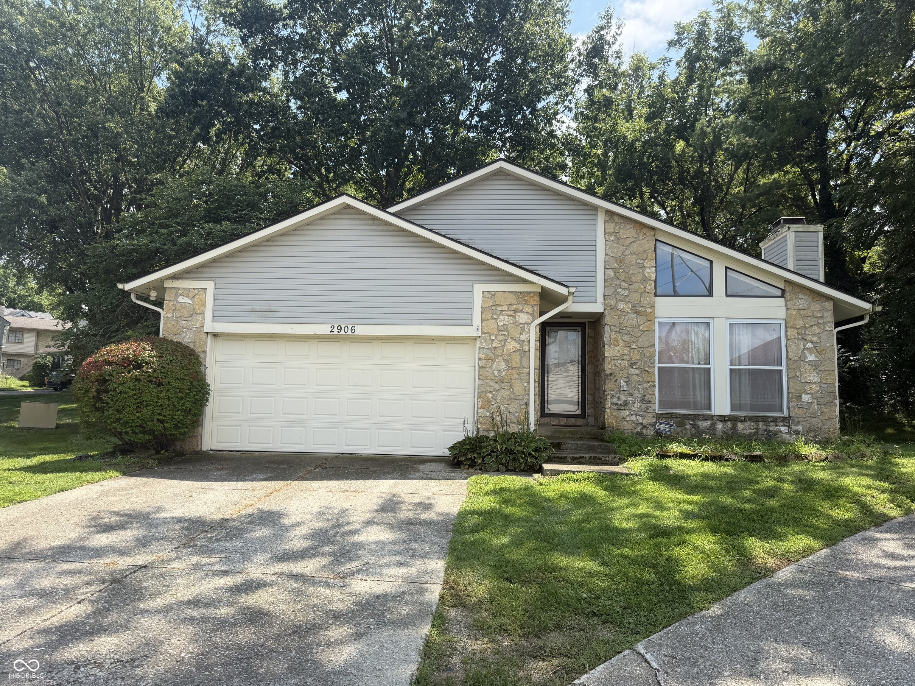 2906 Horse Hill Drive Property Photo 1