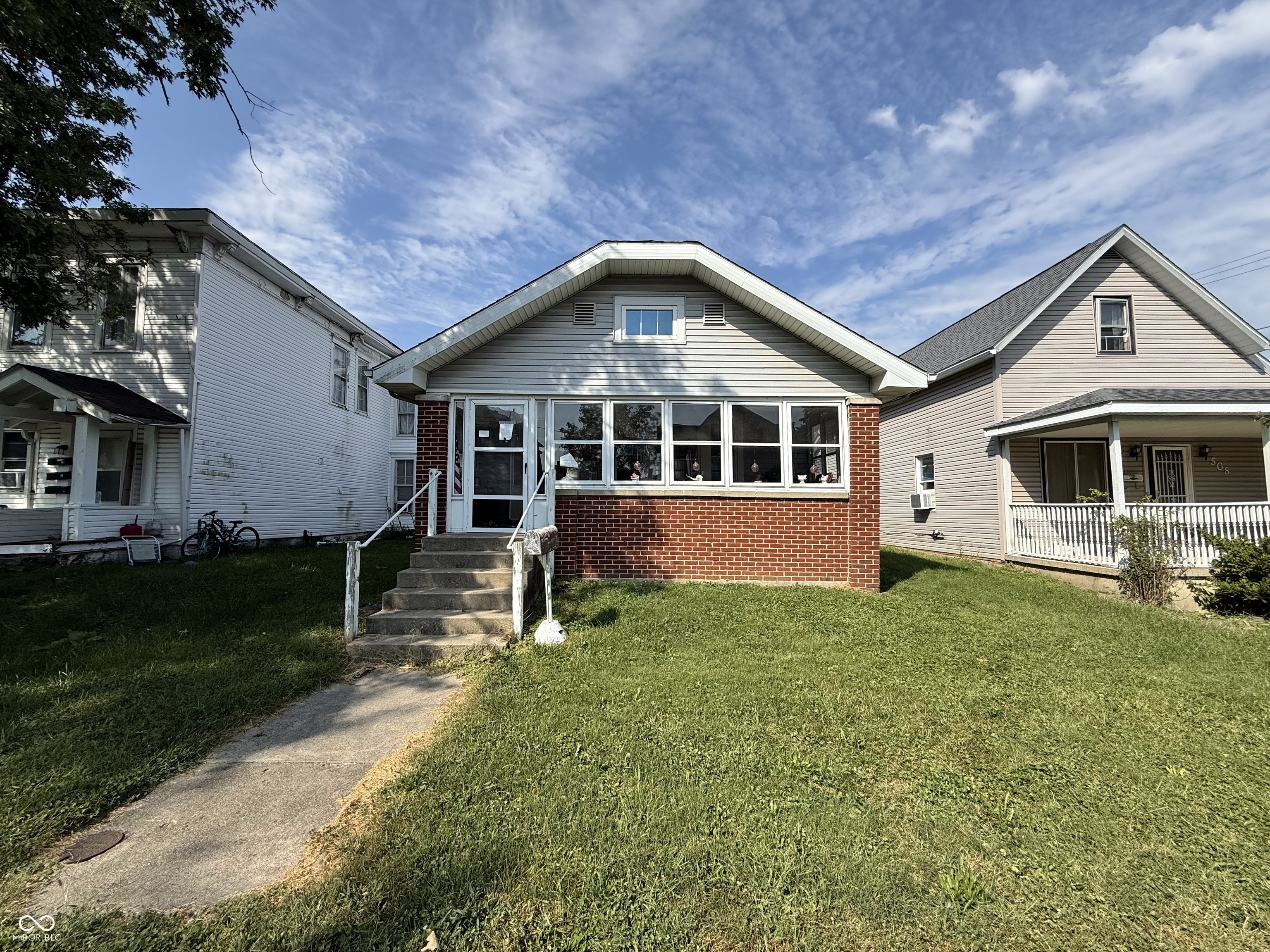 504 N Columbia Property Photo 1