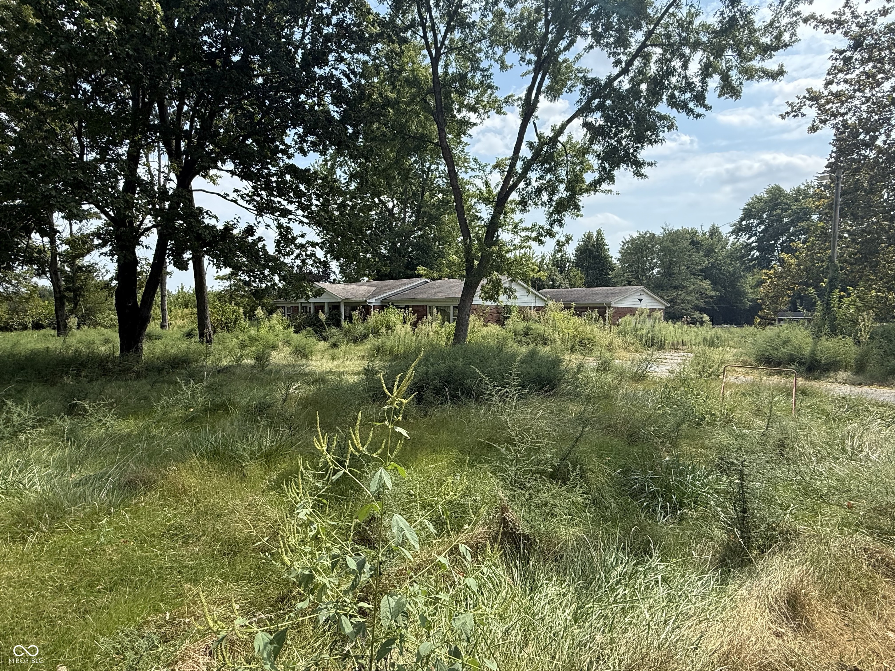 15944 S Engle Street Property Photo 1