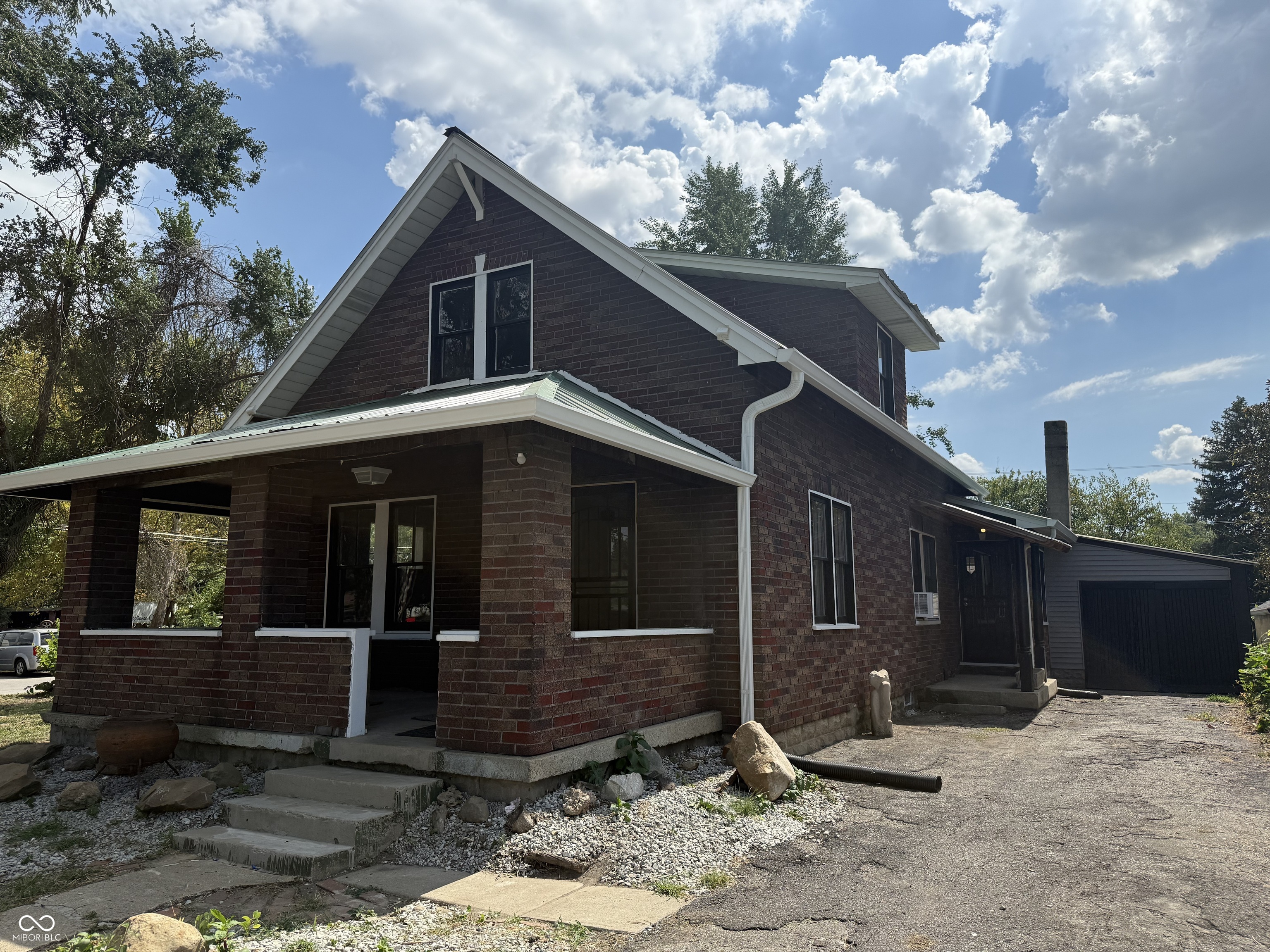 613 Knox Street Property Photo 1