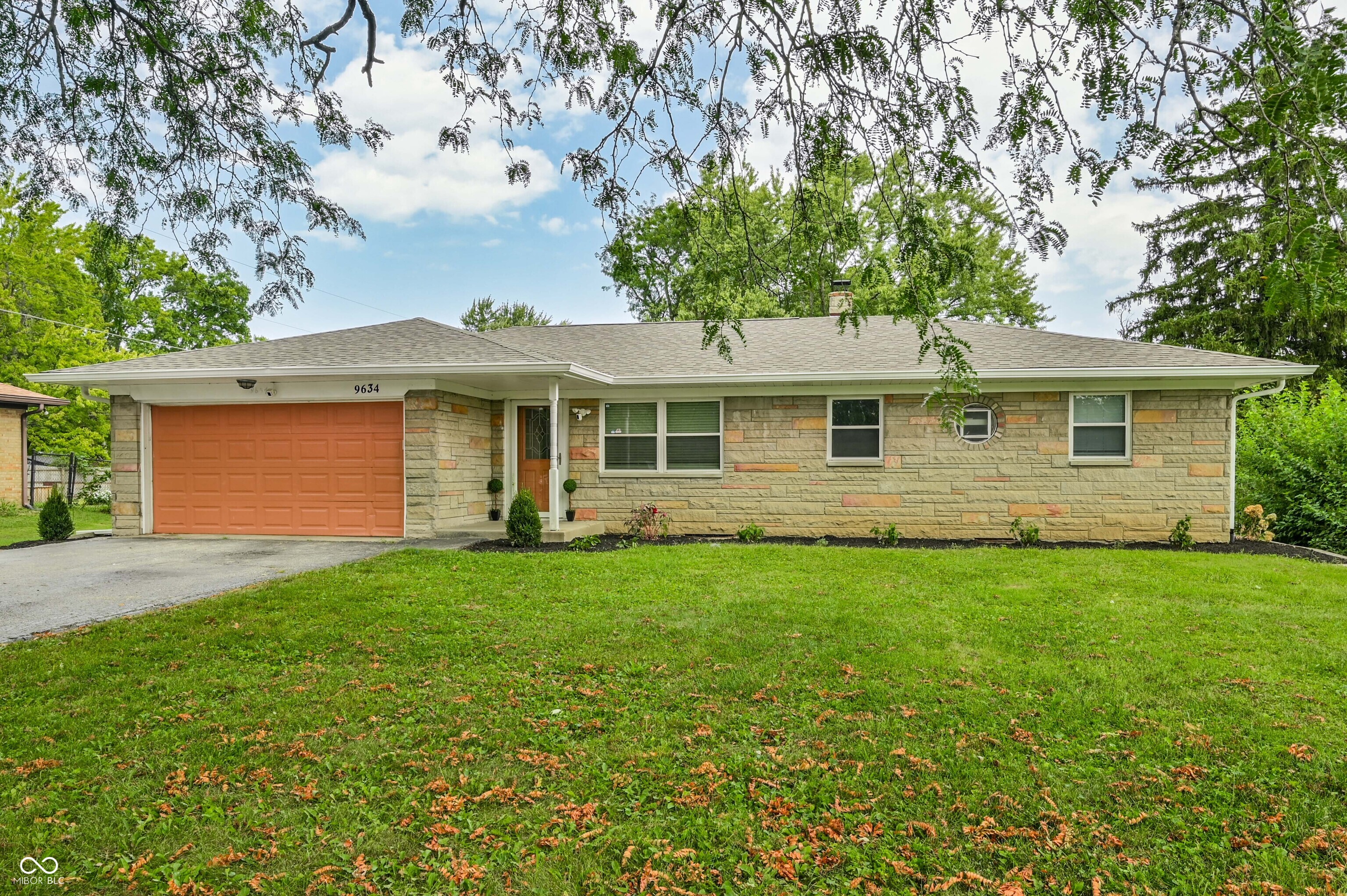 9634 E 10th Street Property Photo 1