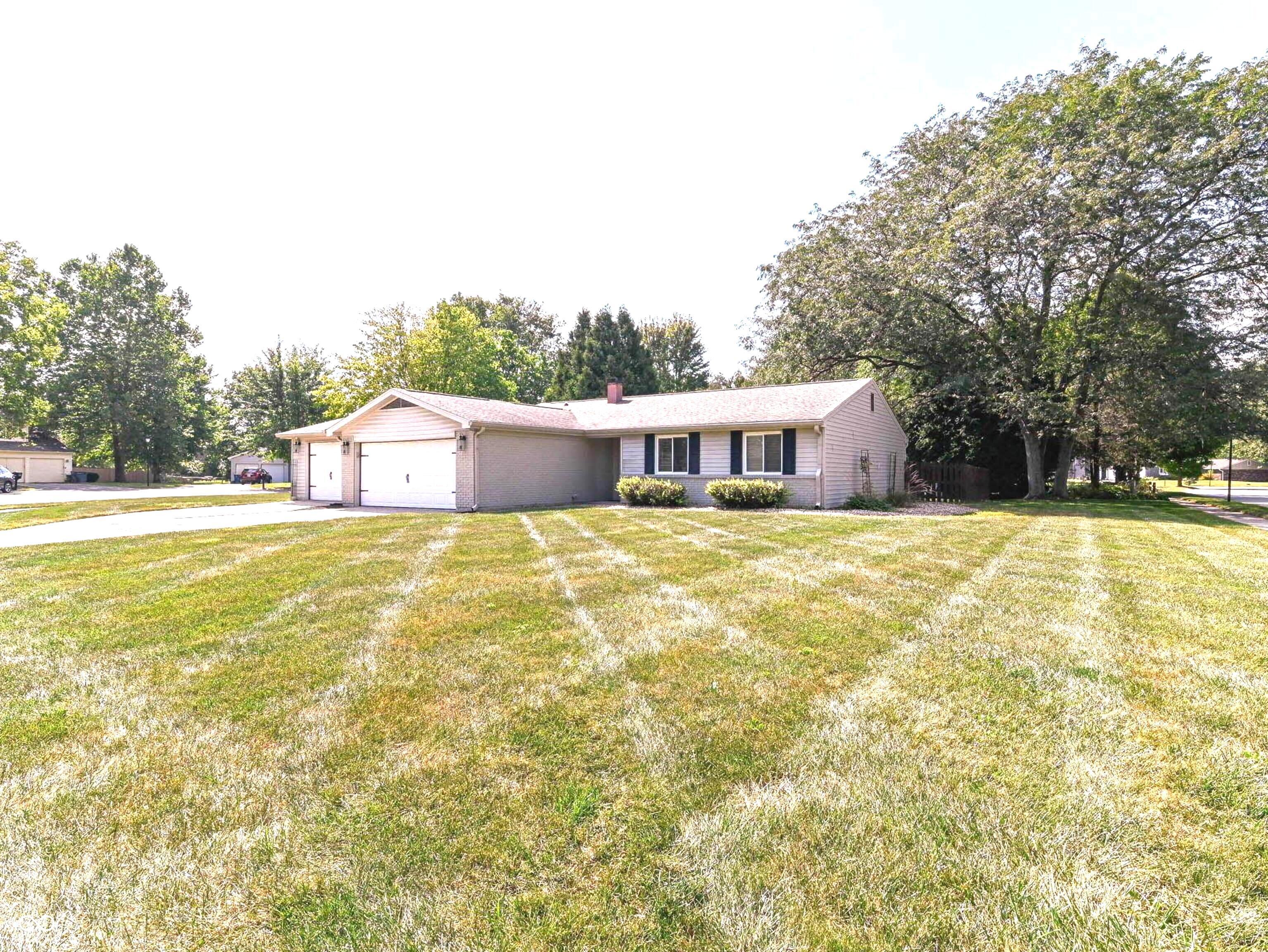 8442 Duncaster Court Property Photo 1