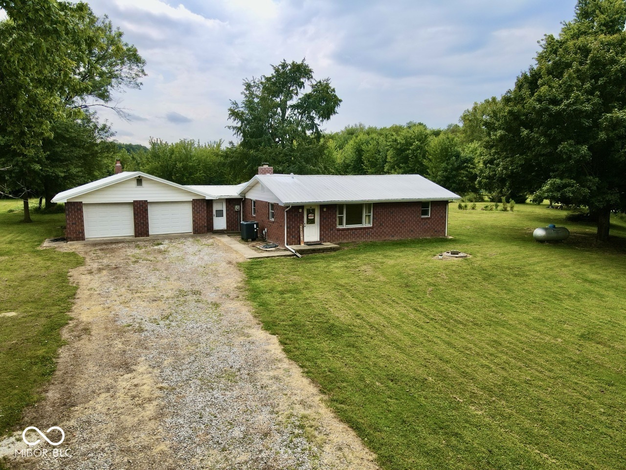 12099 E Davis Avenue Property Photo 1