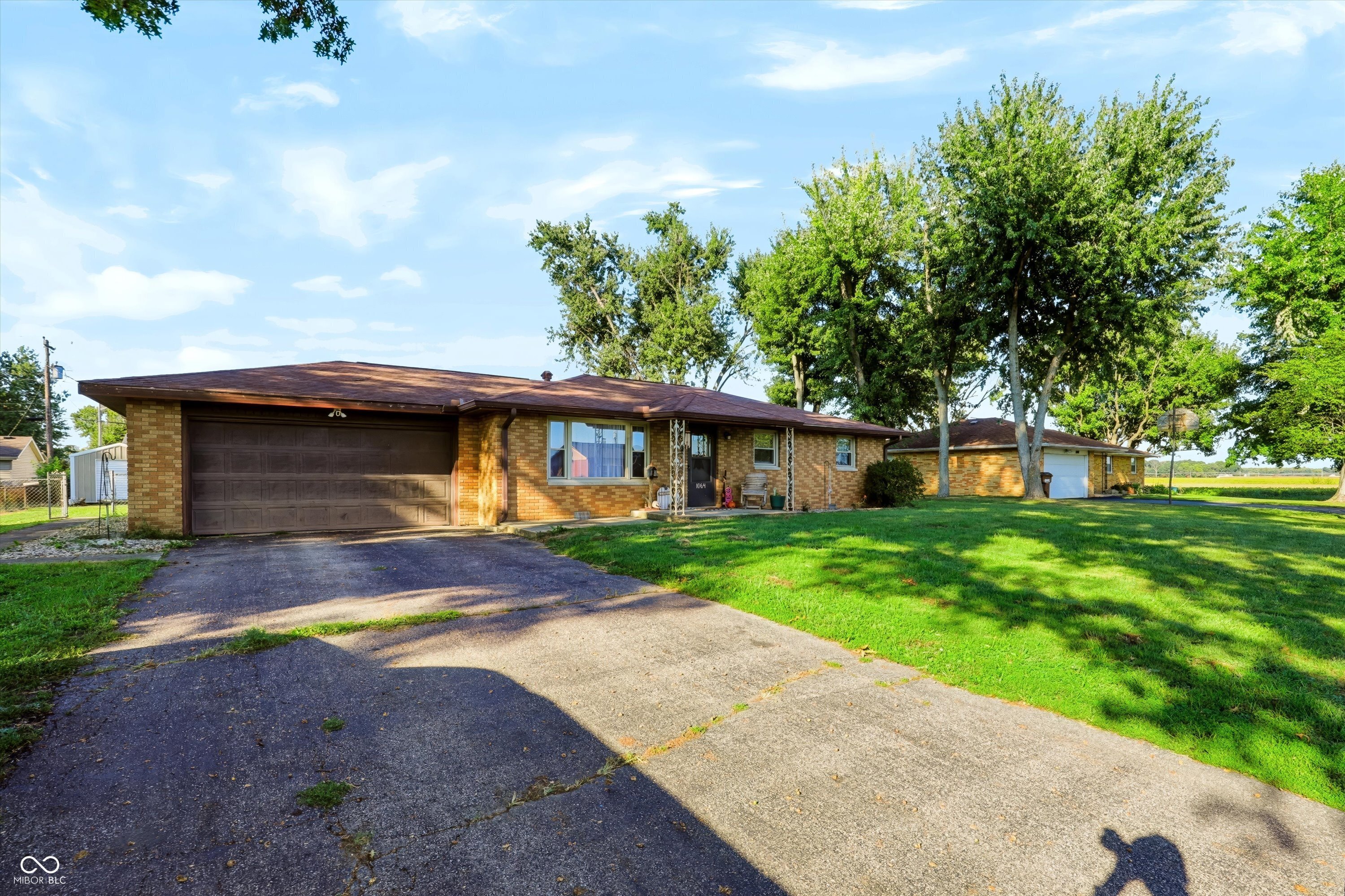 1064 Dacia Street Property Photo 1