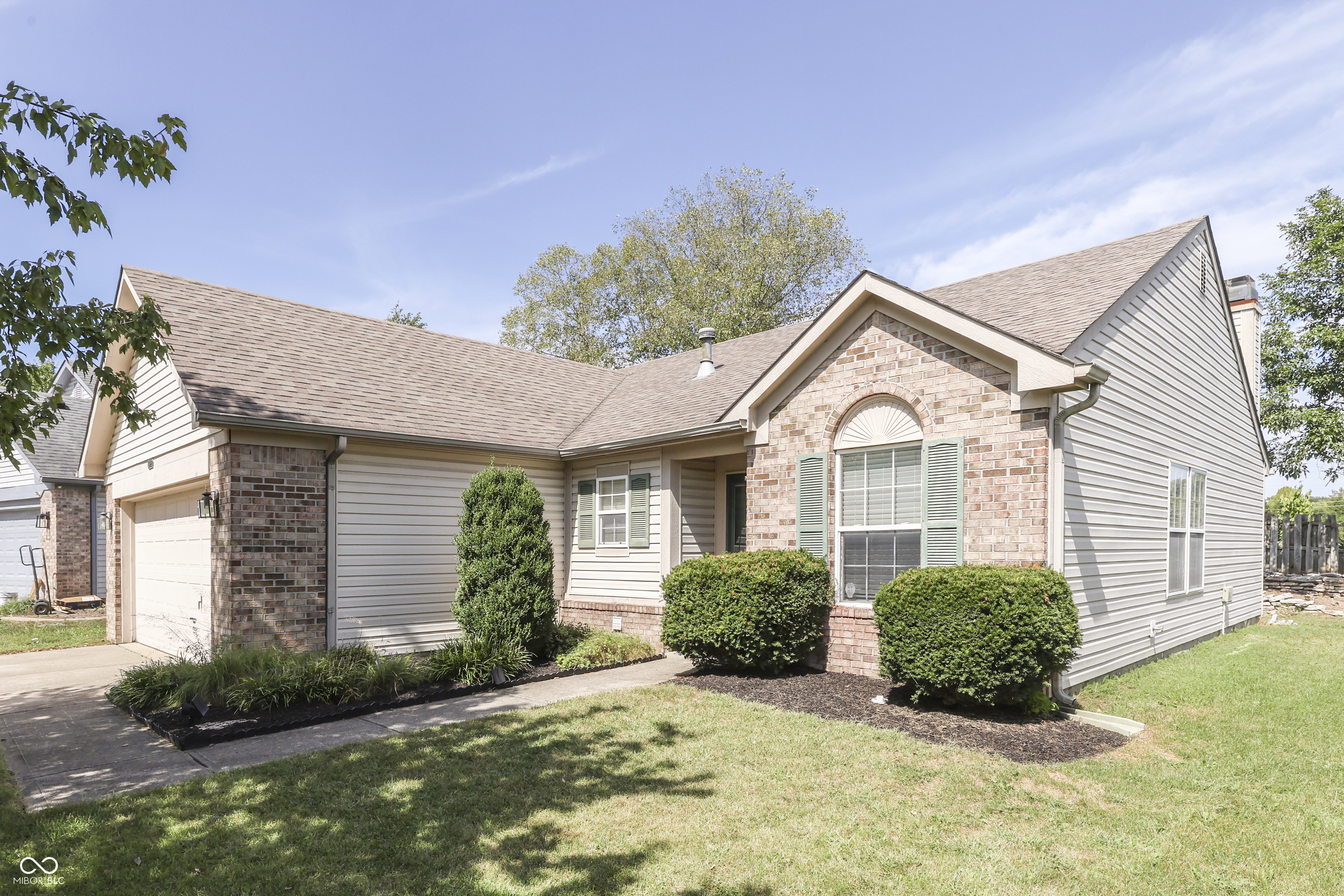 8526 Country Meadows Drive Property Photo 1