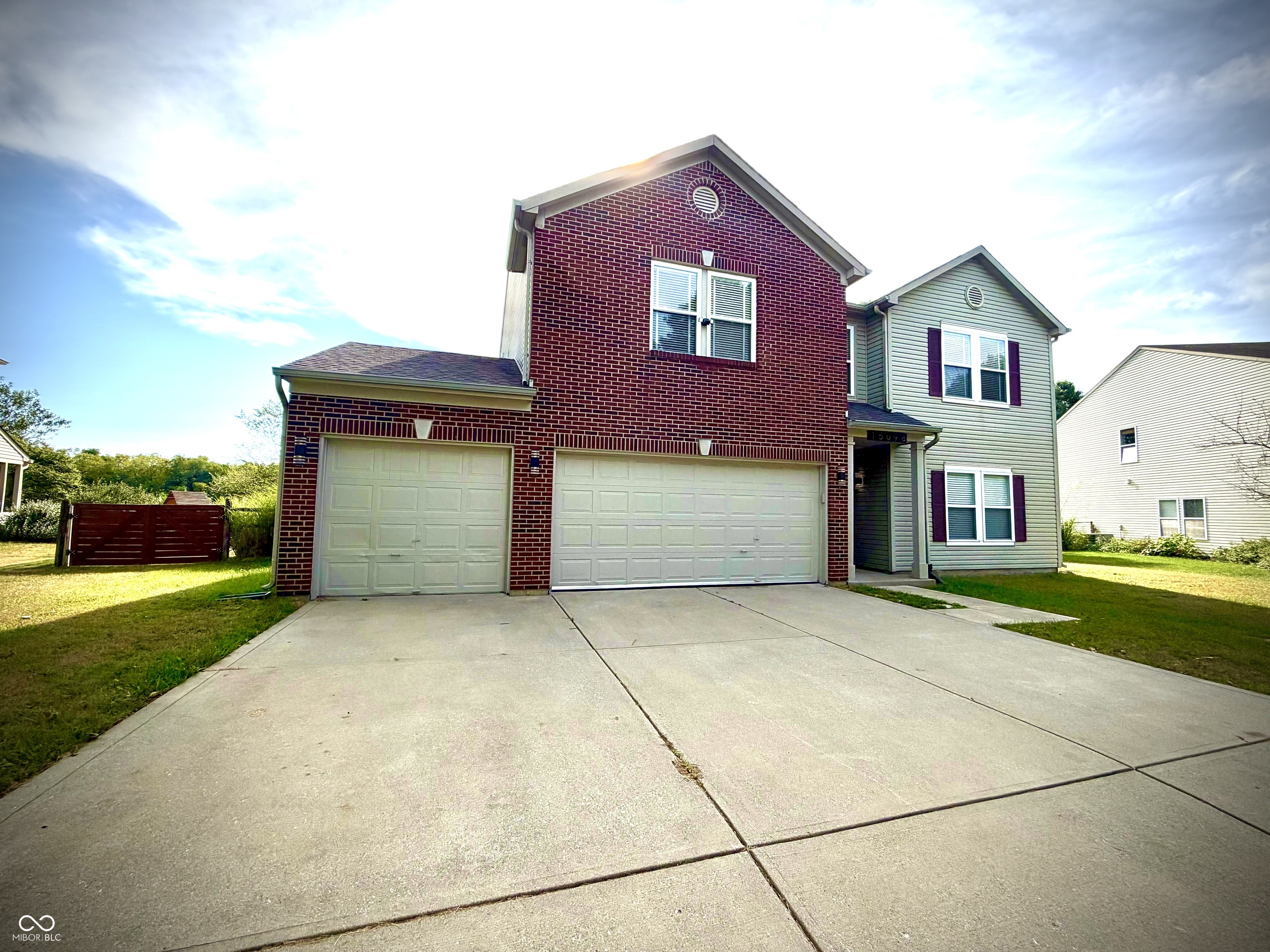 15098 Redcliff Drive Property Photo 1