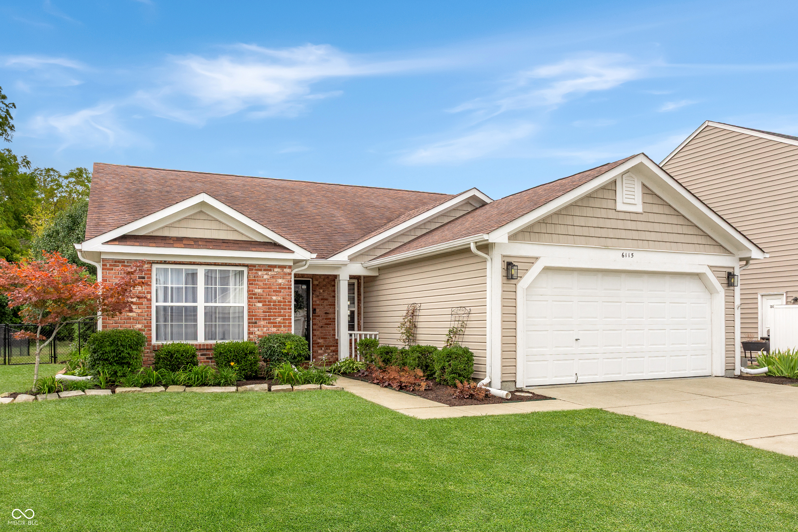 6115 Green Glade Drive Property Photo 1