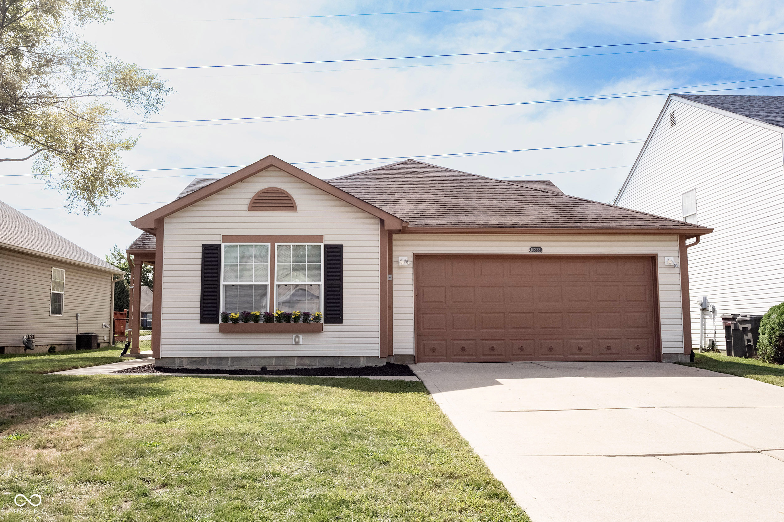 10833 Tealpoint Drive Property Photo 1