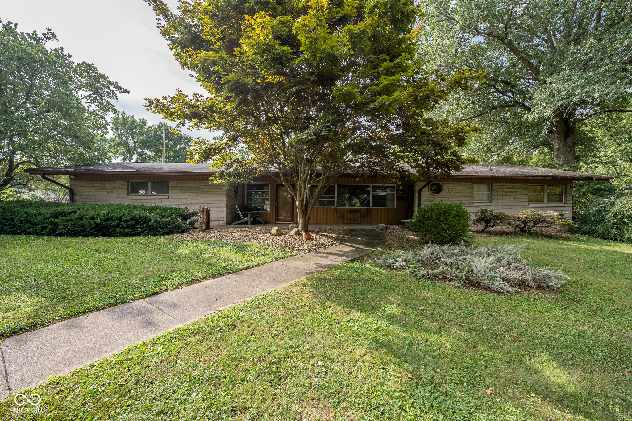 706 Highridge Avenue Property Photo 1