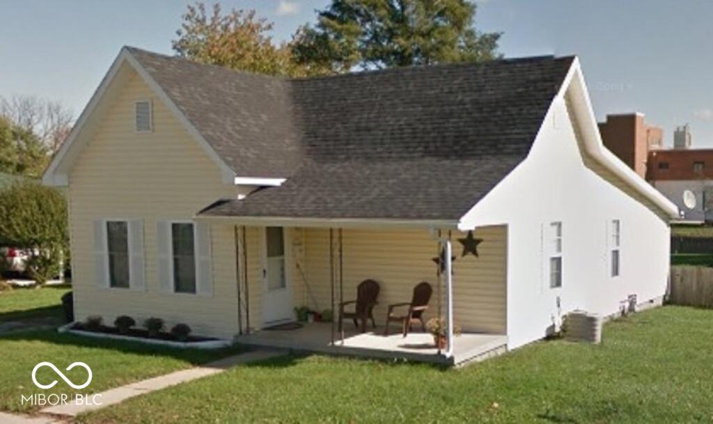 1102 N Anderson Street Property Photo 1