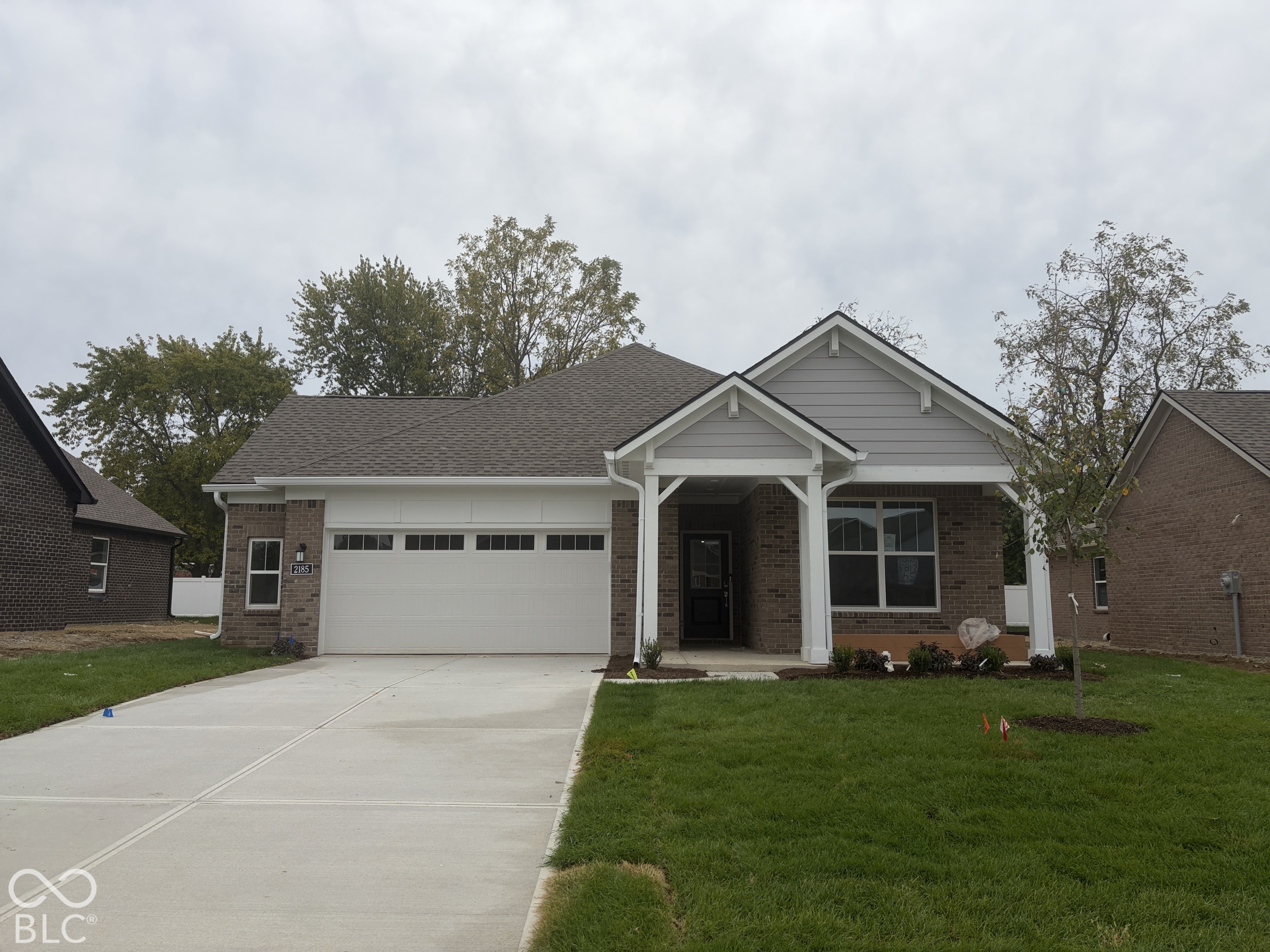 2185 Sandhill Way Property Photo 1