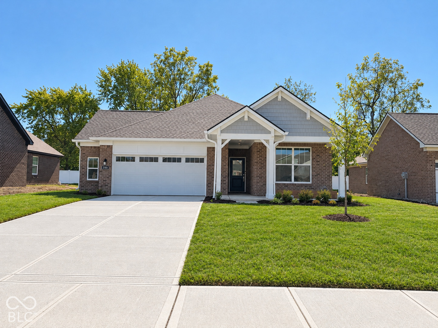 2185 Sandhill Way Property Photo 1