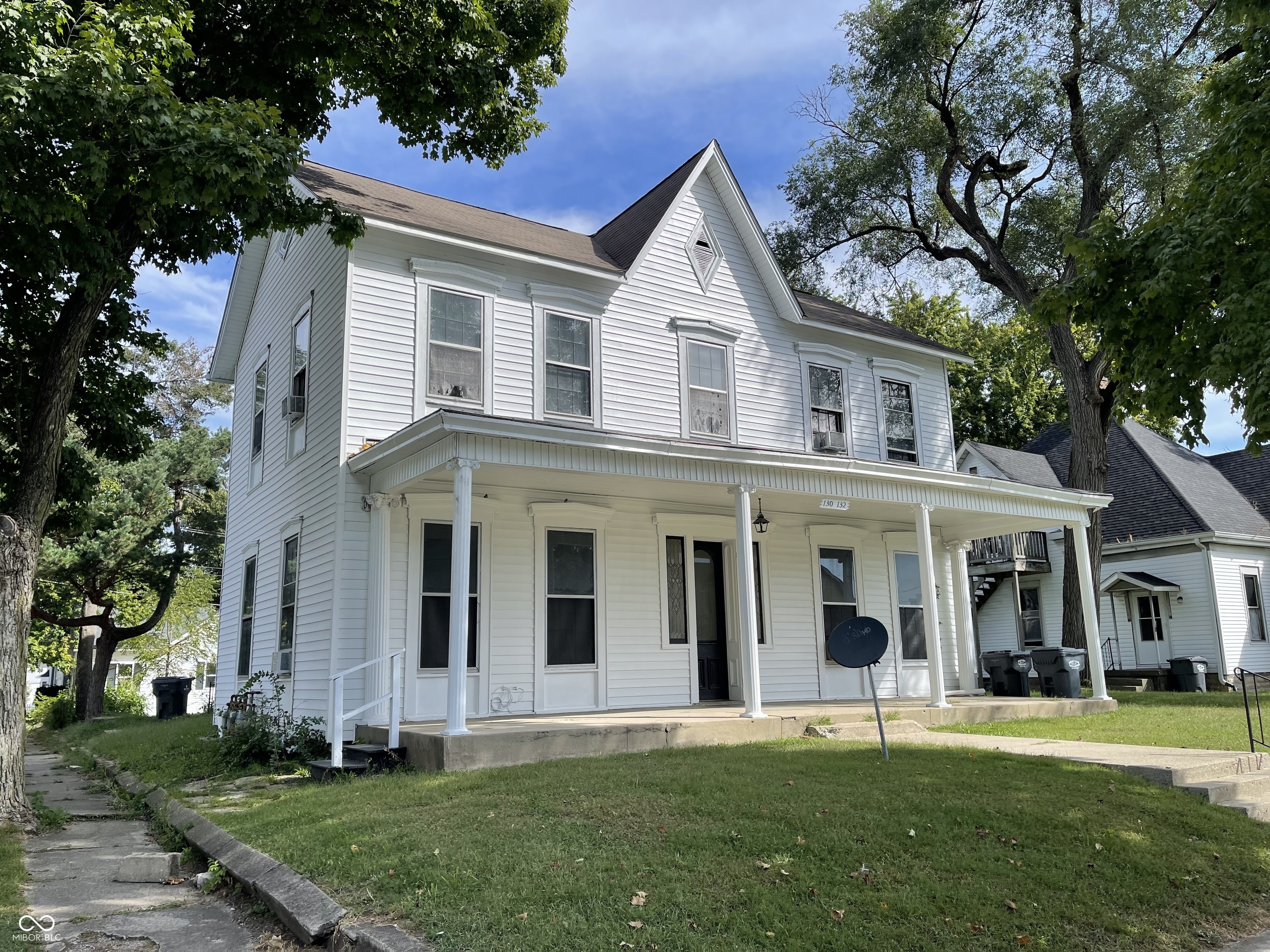 130 W 5th Street