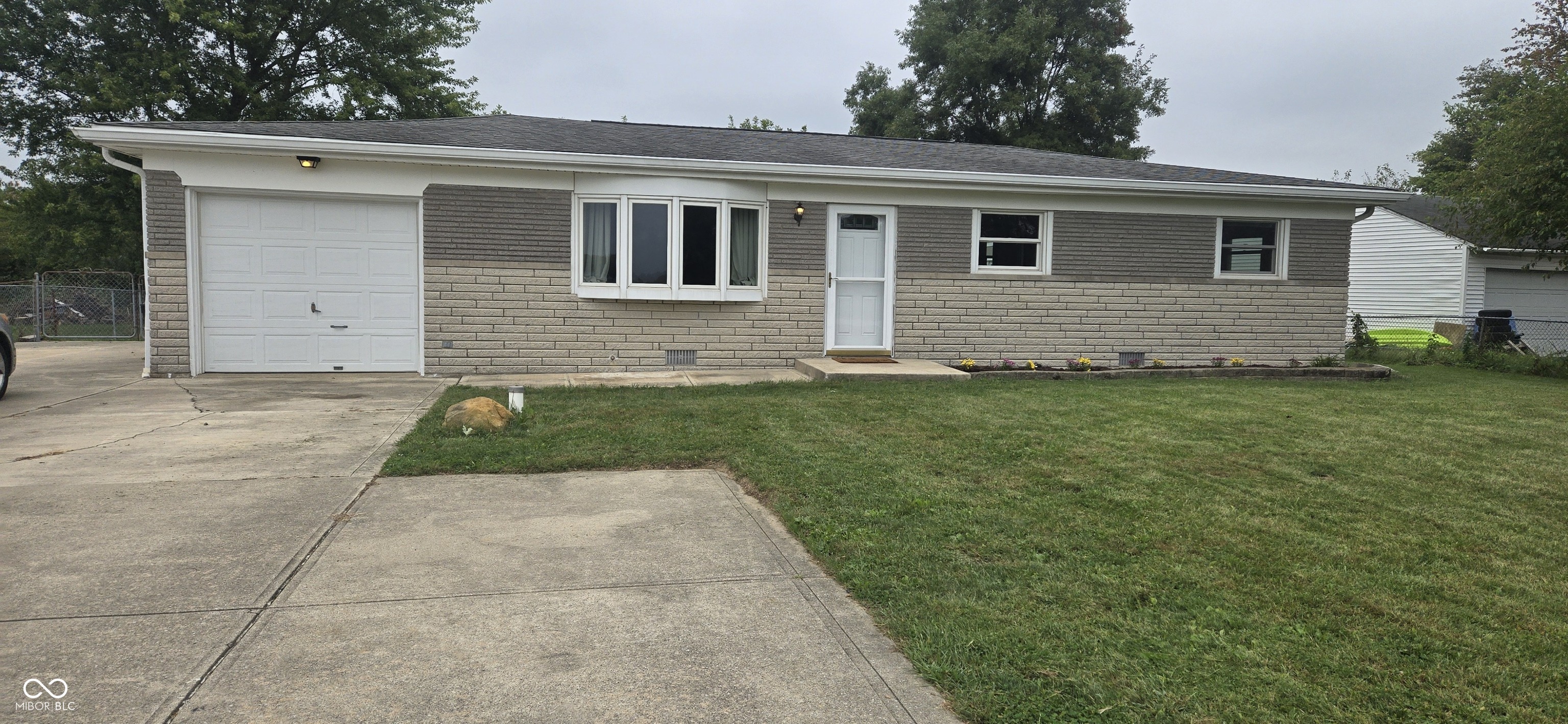 14050 State Road 32 Property Photo 1