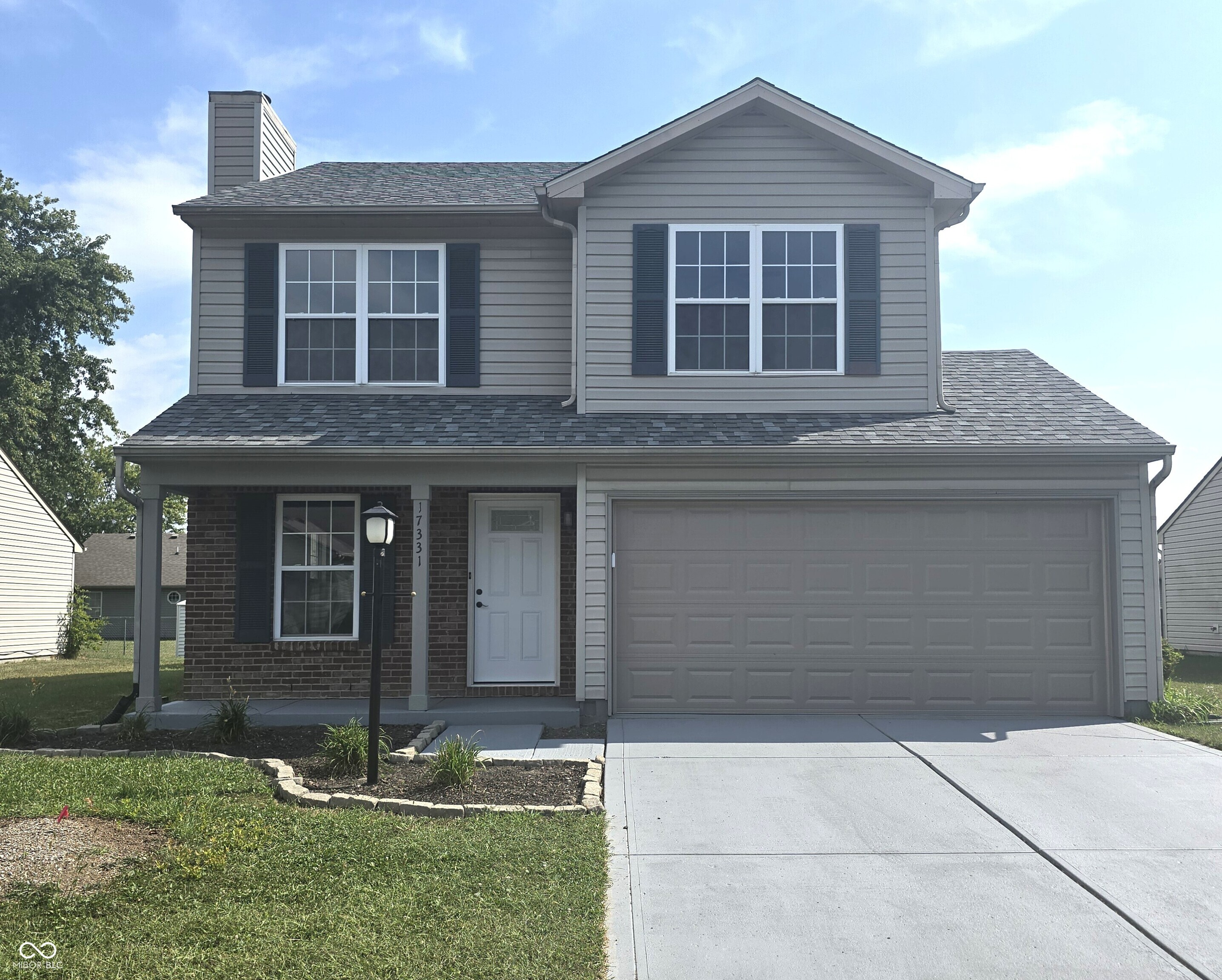 17331 Pine Wood Lane Property Photo 1