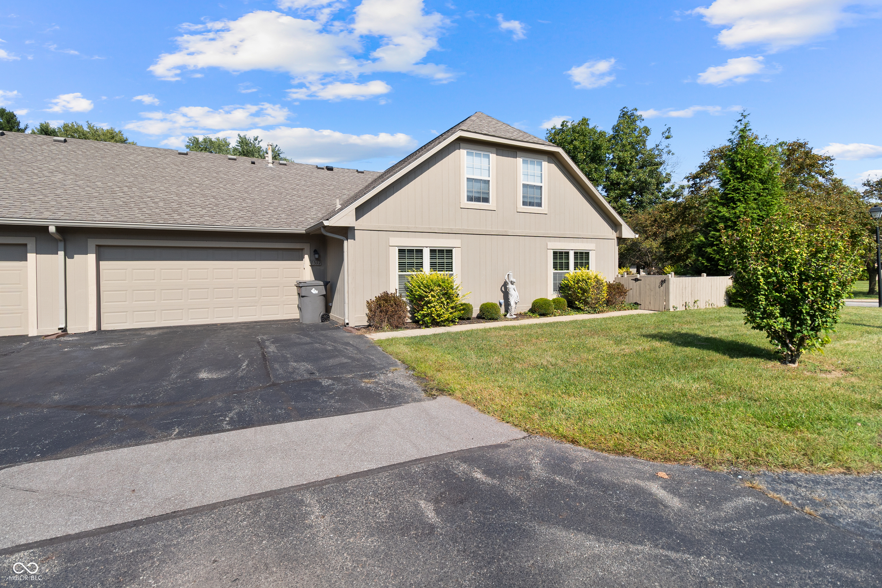 7552 Briarstone Drive Property Photo 1