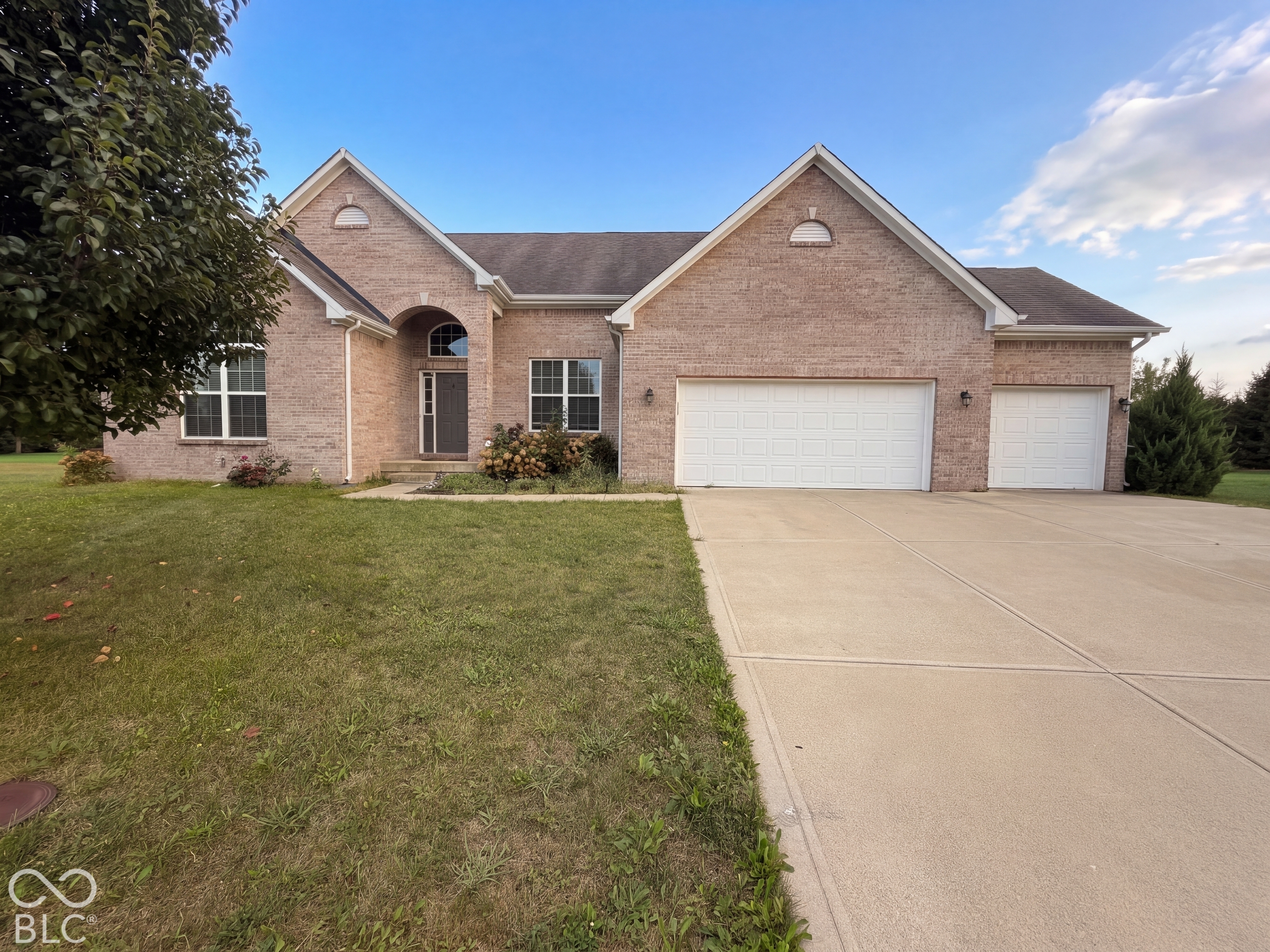 21323 Wharfdale Drive Property Photo 1