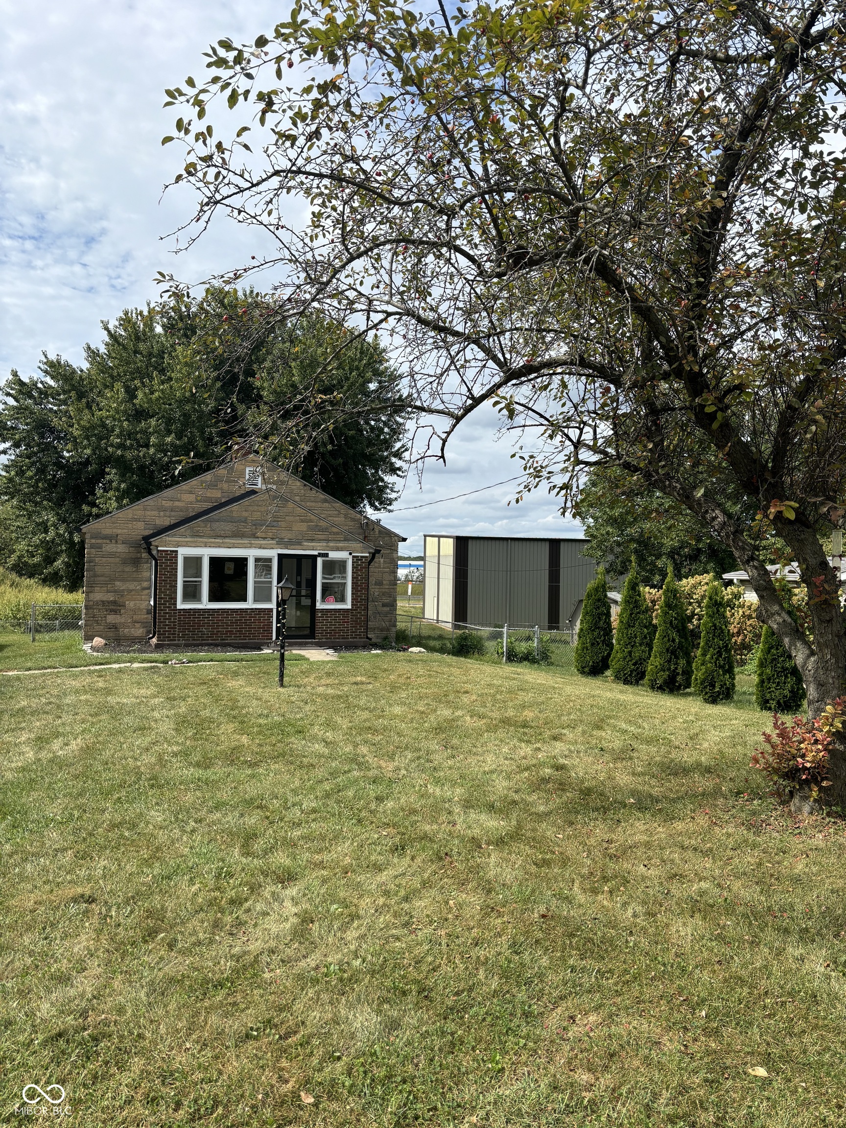 12731 Southeastern Avenue Property Photo 1