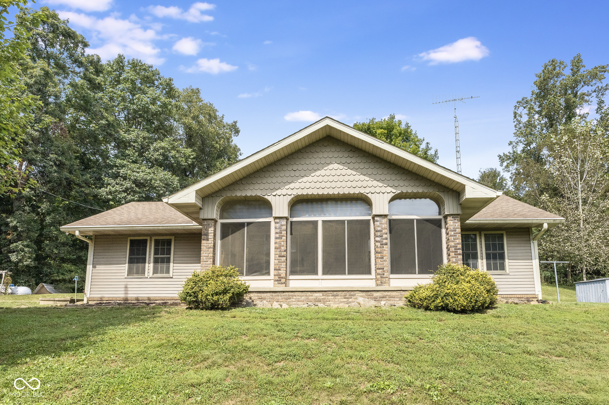 22110 Beacon Street Property Photo 1