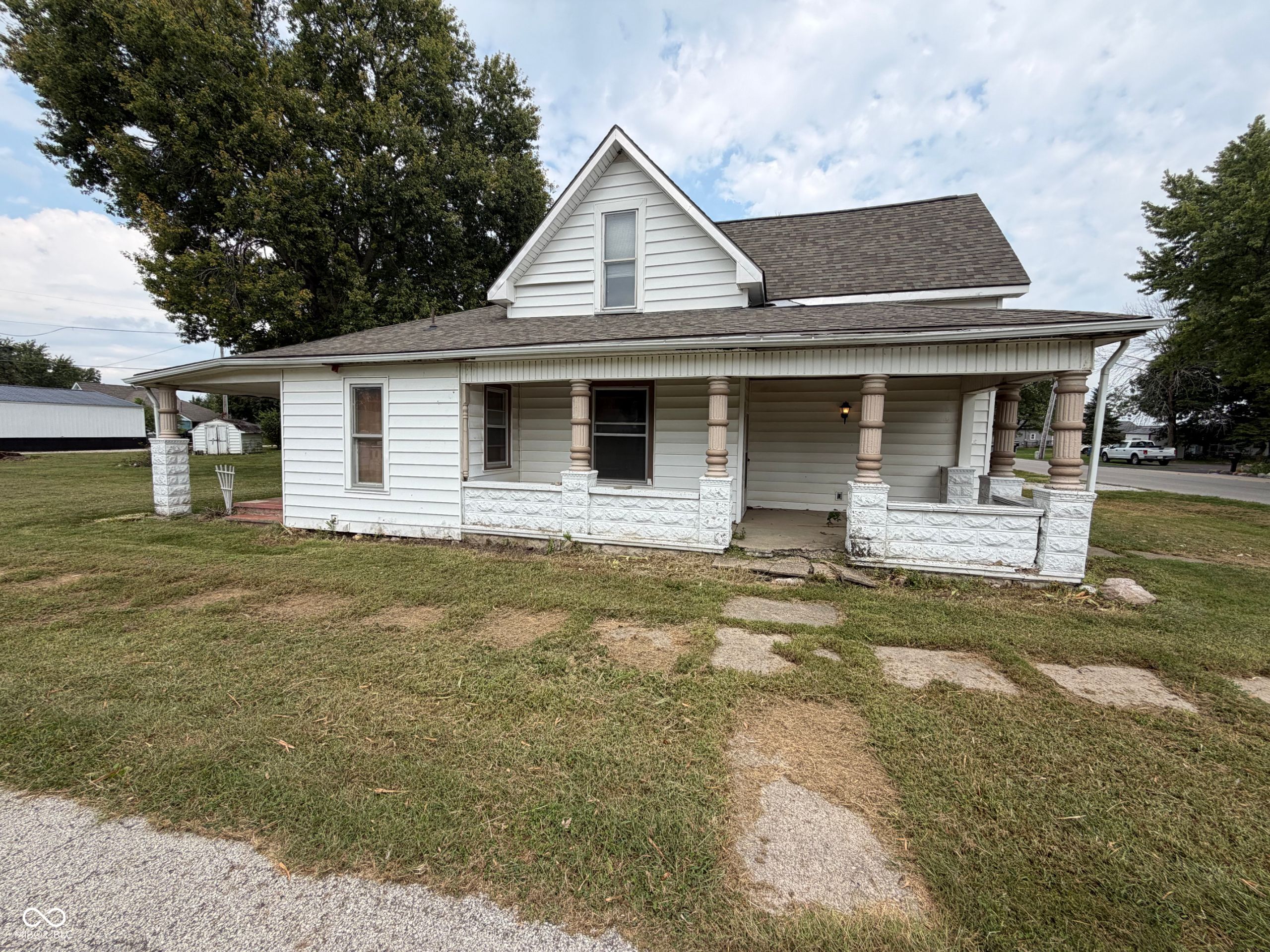 250 S Central Street Property Photo 1