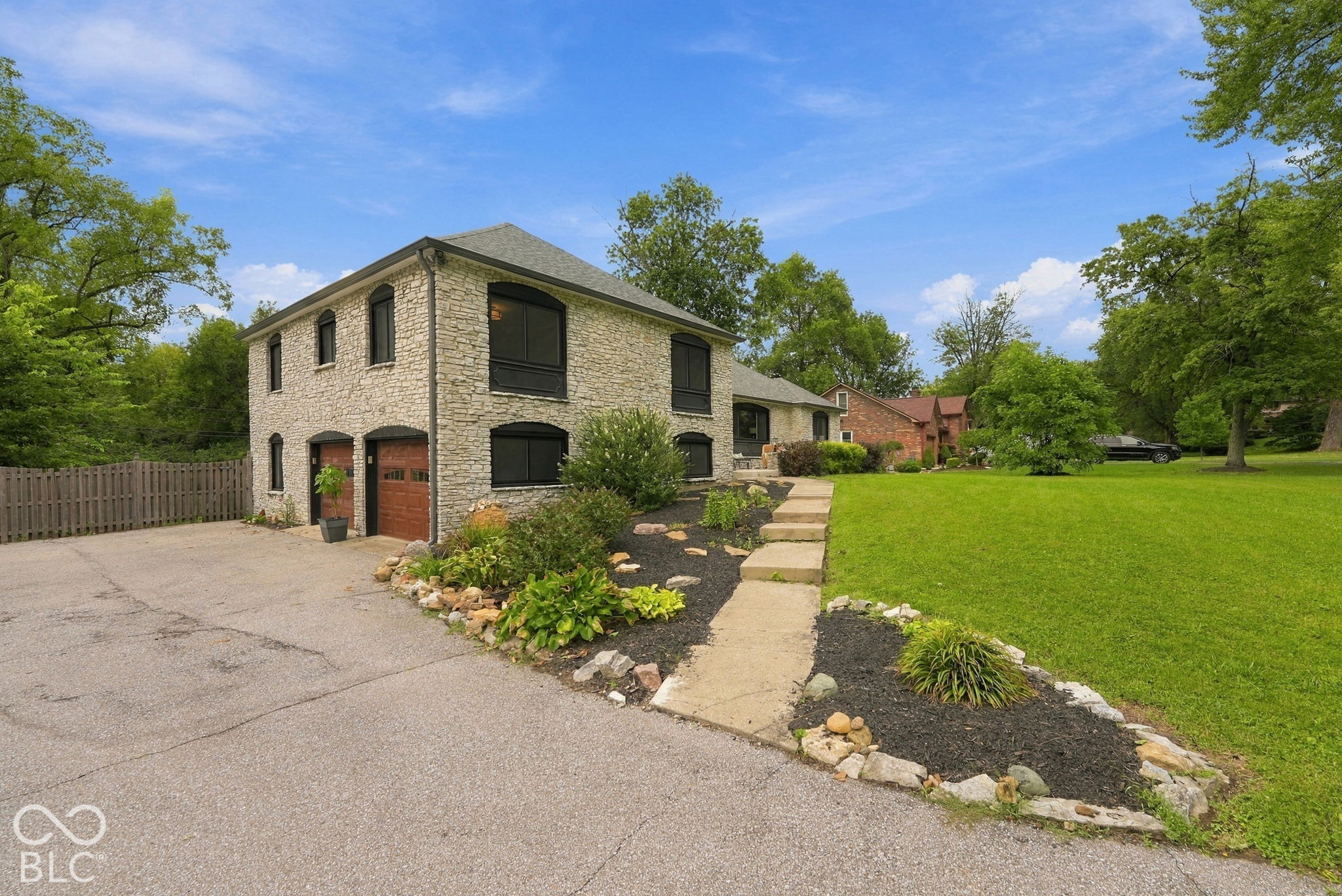 4512 Dickson Road Property Photo 1