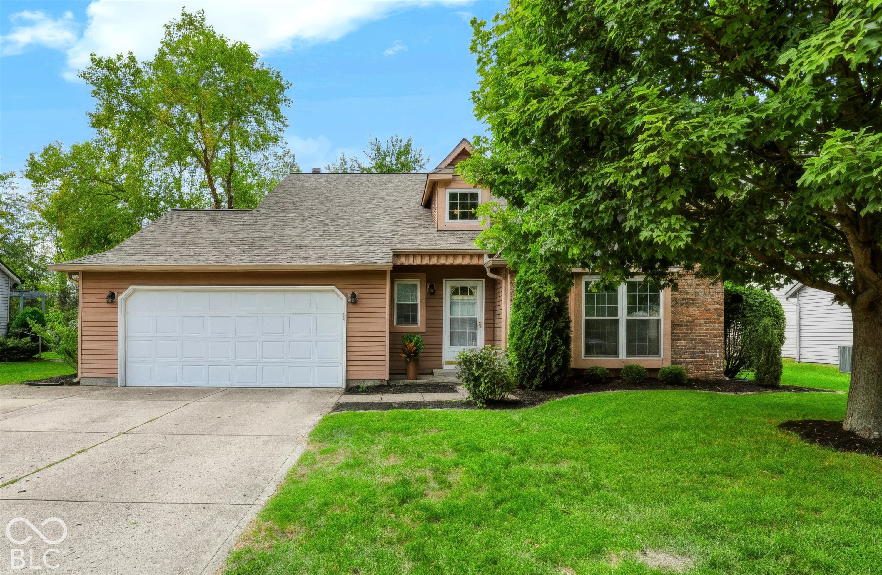 7564 Lippincott Way Property Photo 1
