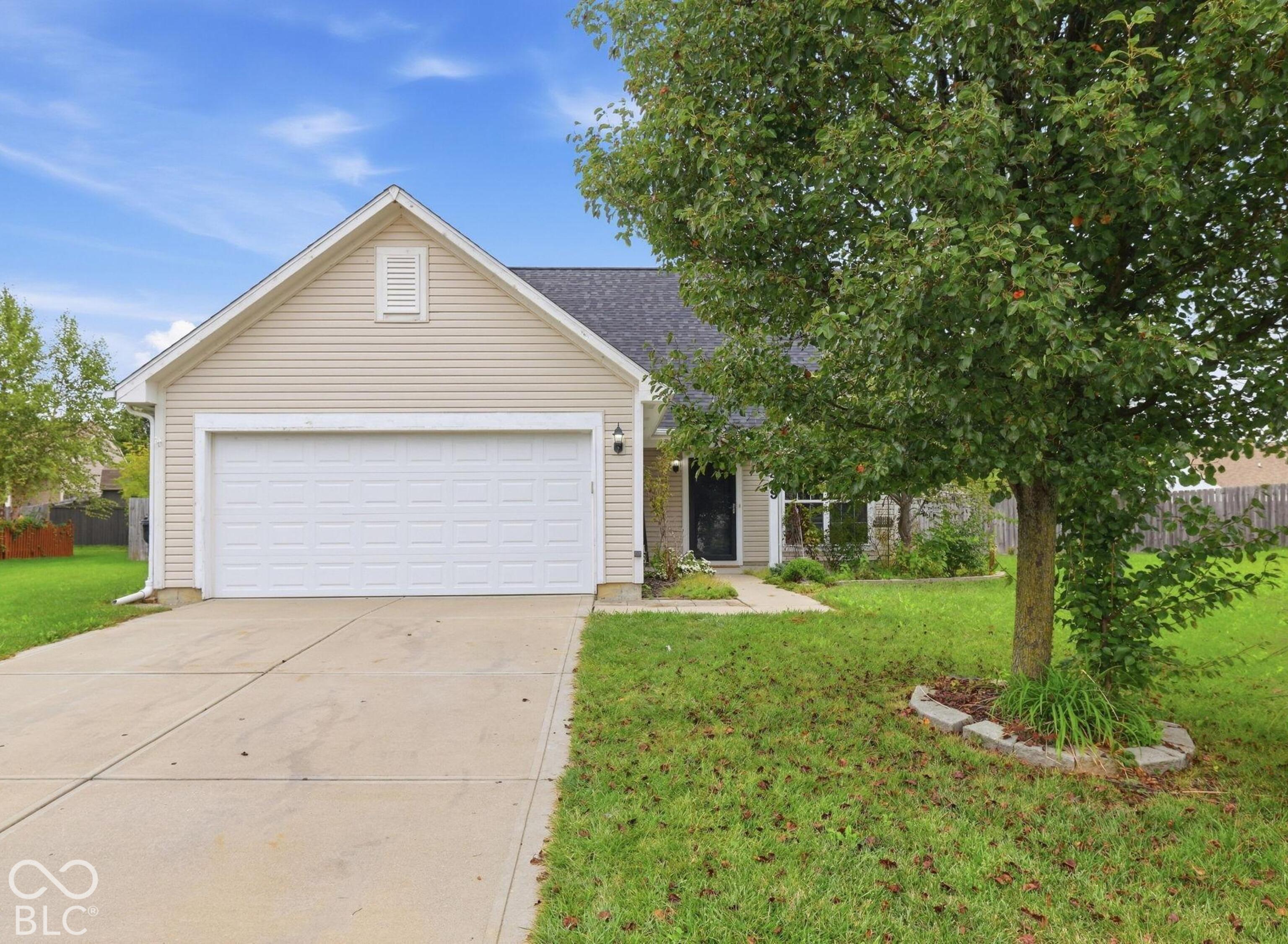 6489 Enclave Court Property Photo 1