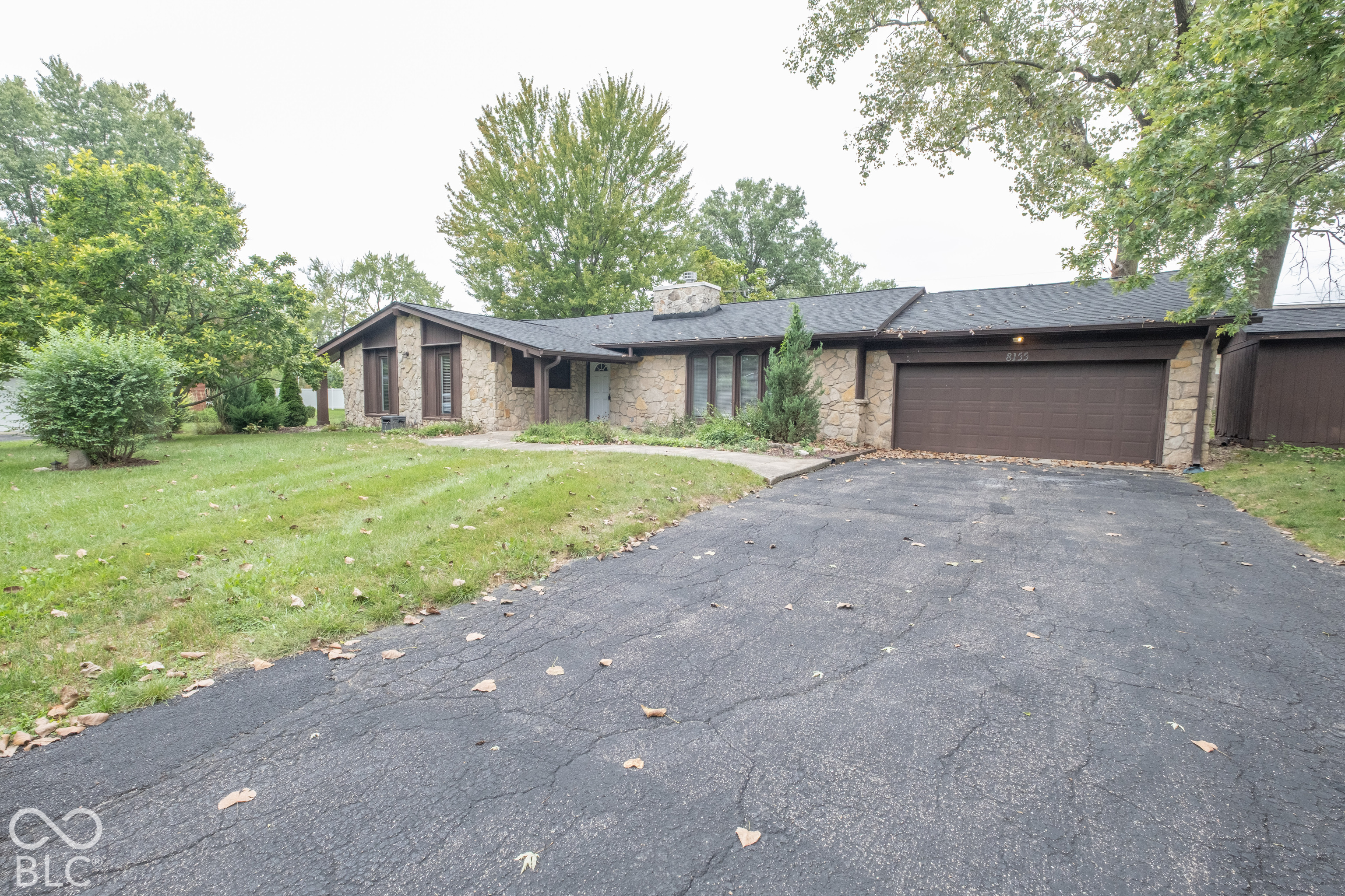 8155 N Richardt Avenue Property Photo 1