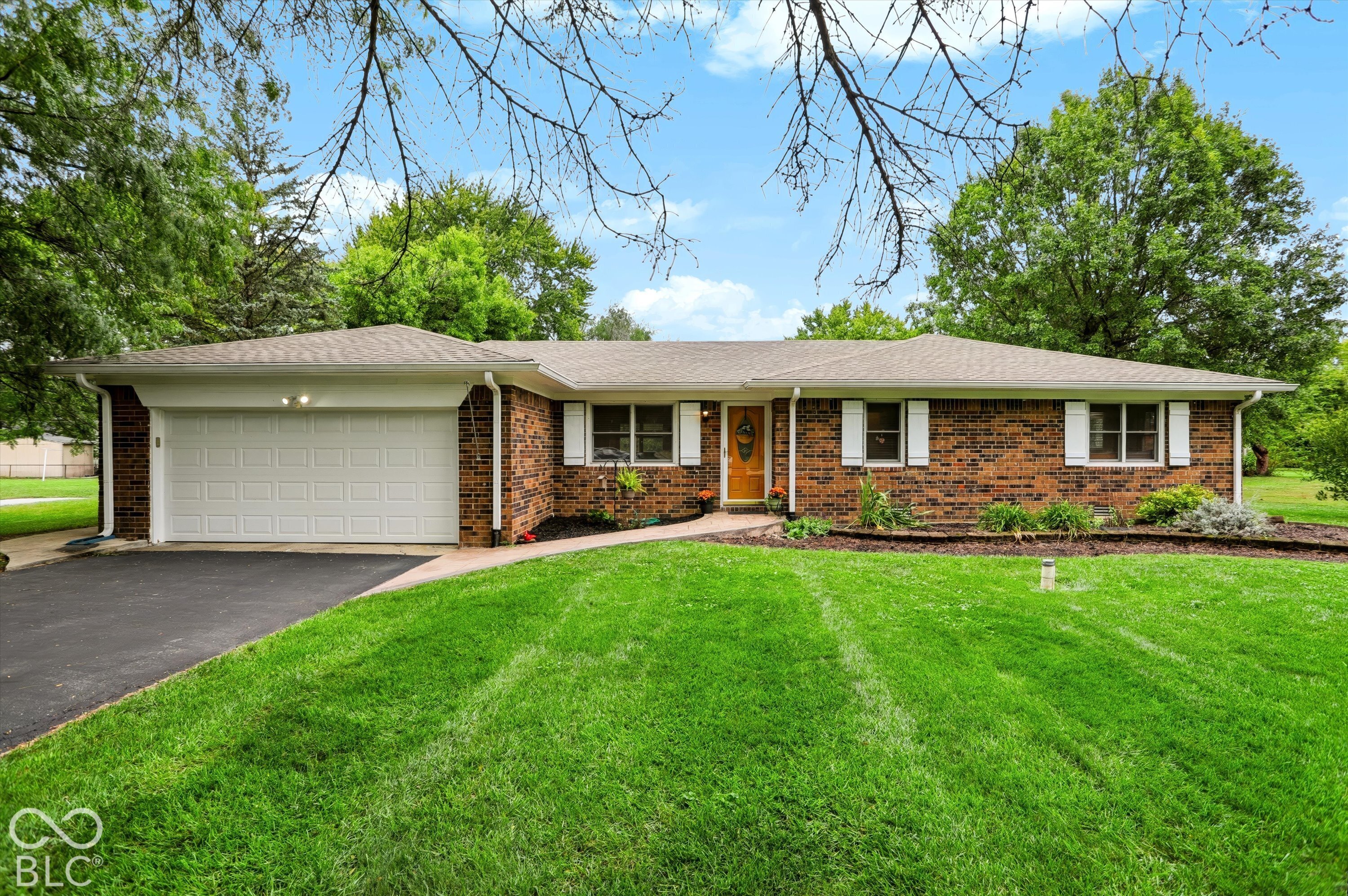 6925 Crown Drive Property Photo 1