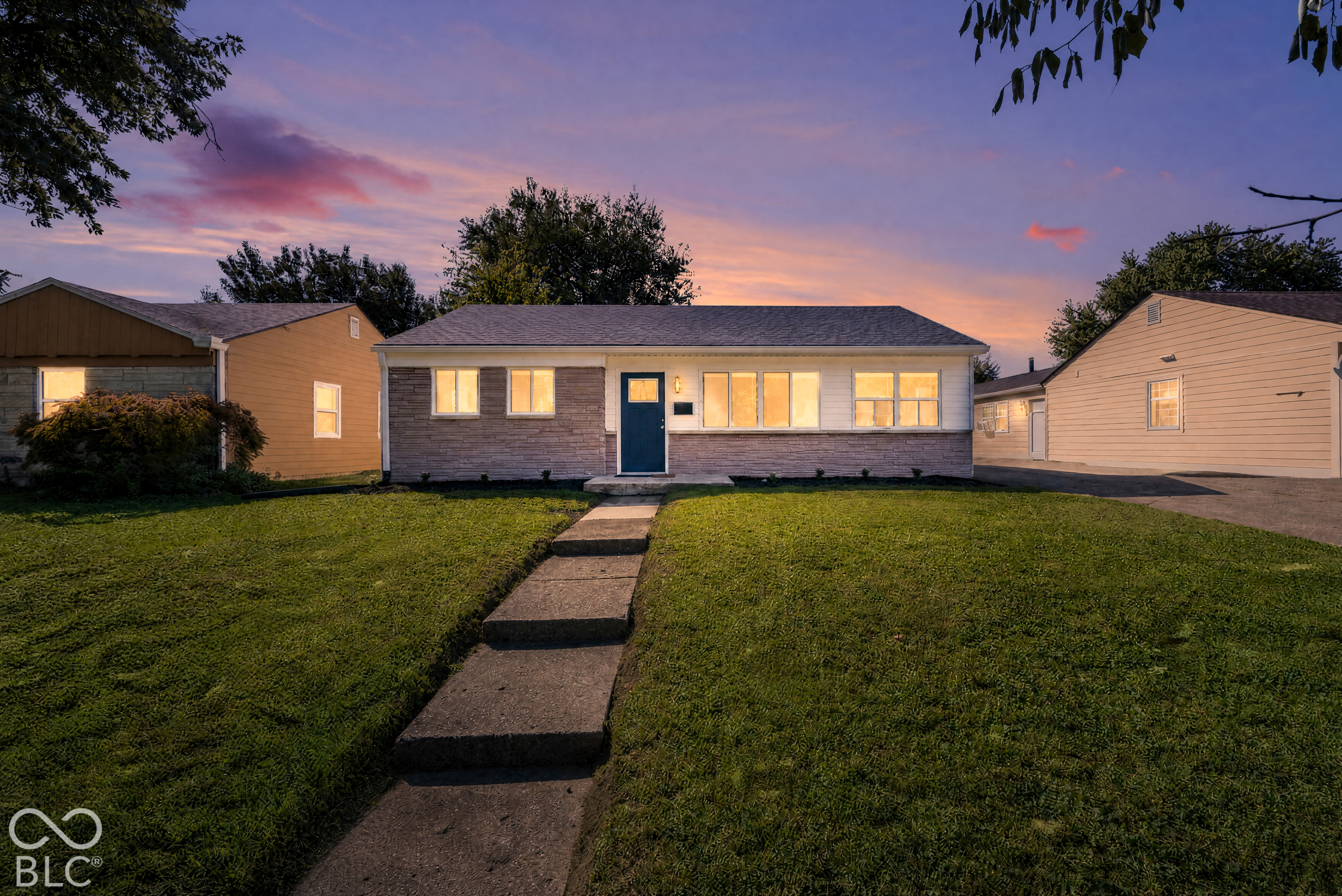 2808 Sangster Avenue Property Photo 1