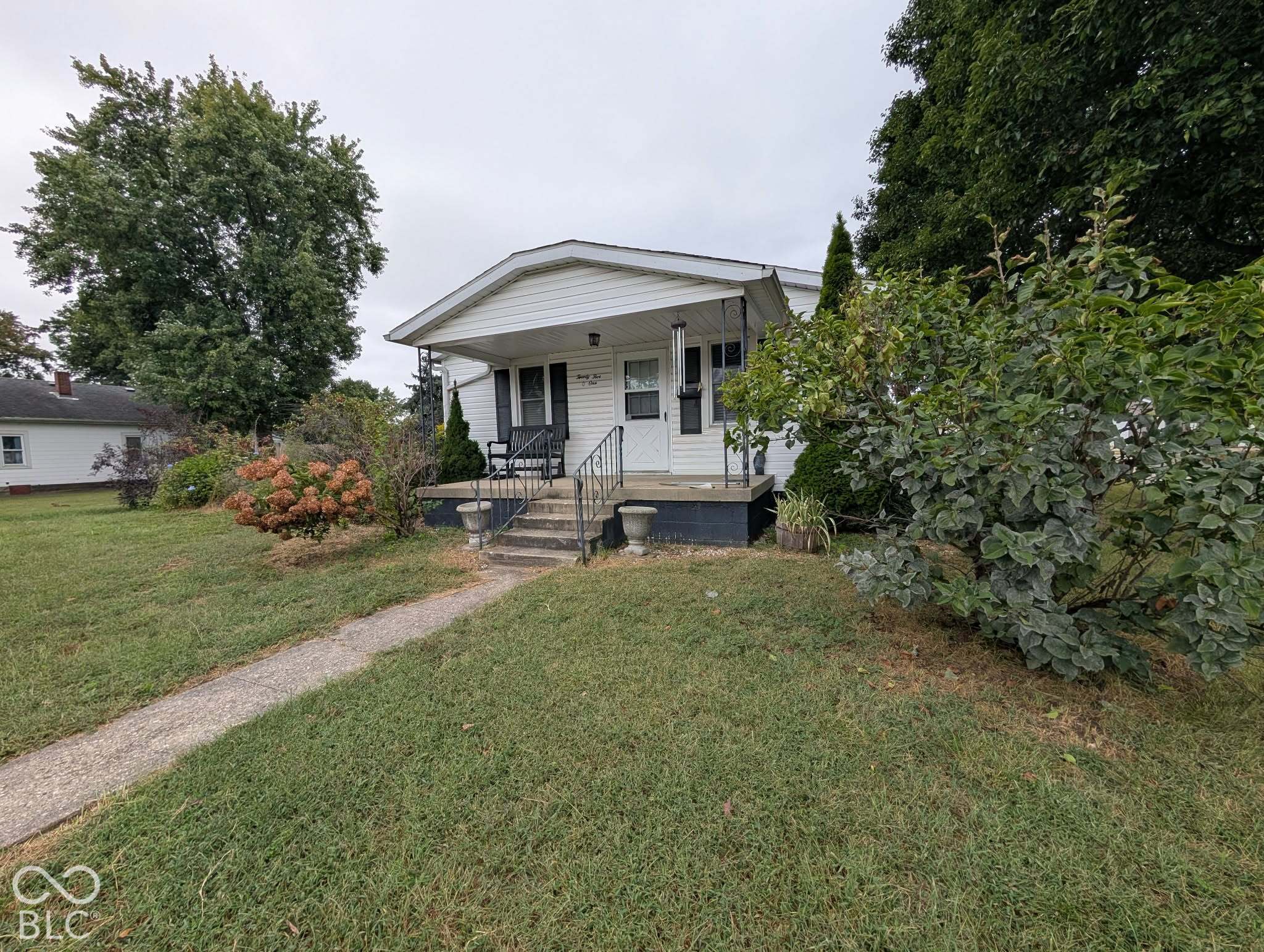 2501 Dillman Property Photo 1